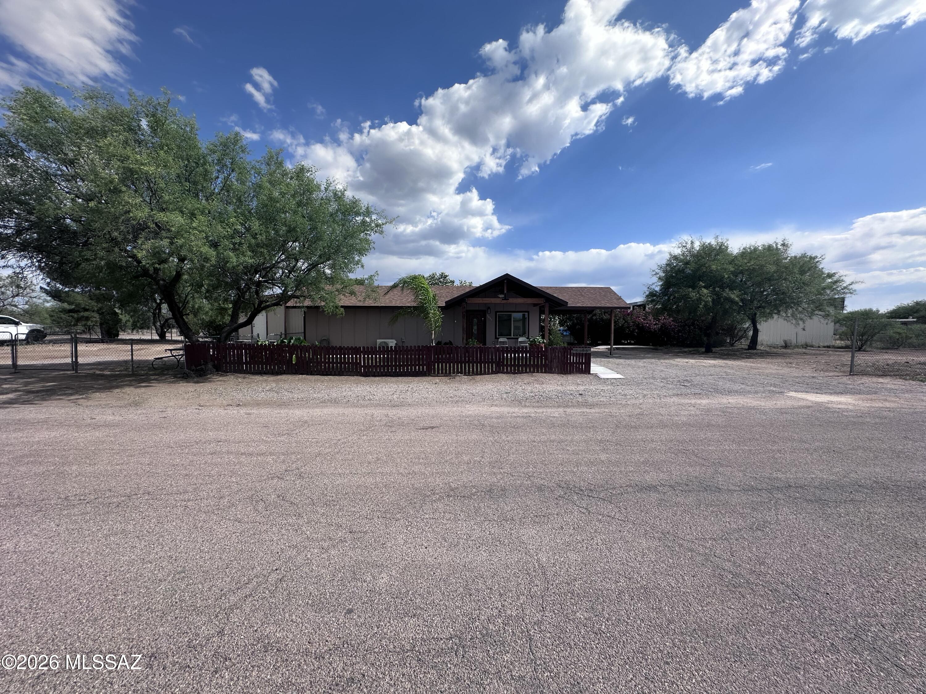 Mescal Lakes - Residential