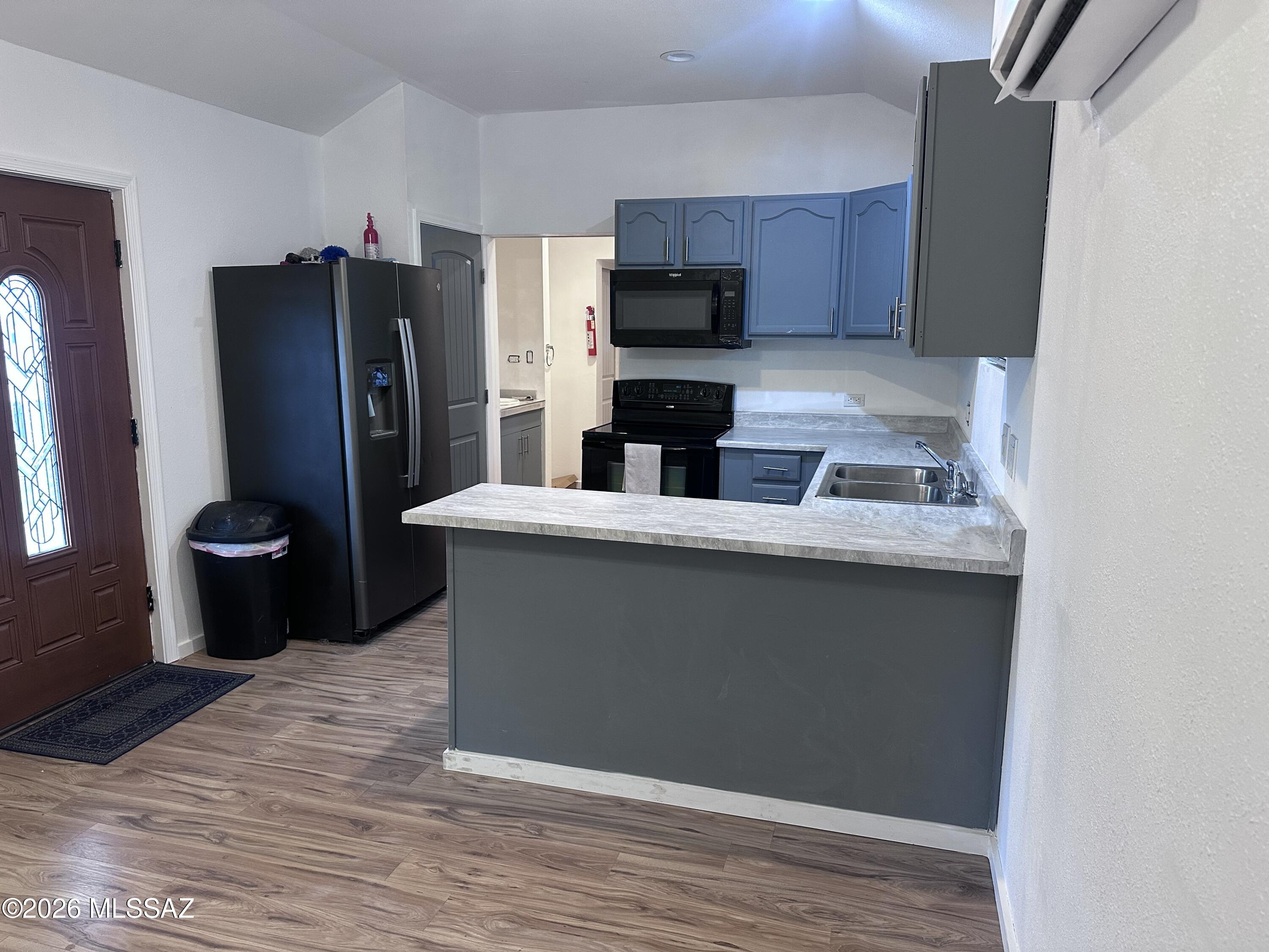 Mescal Lakes - Residential