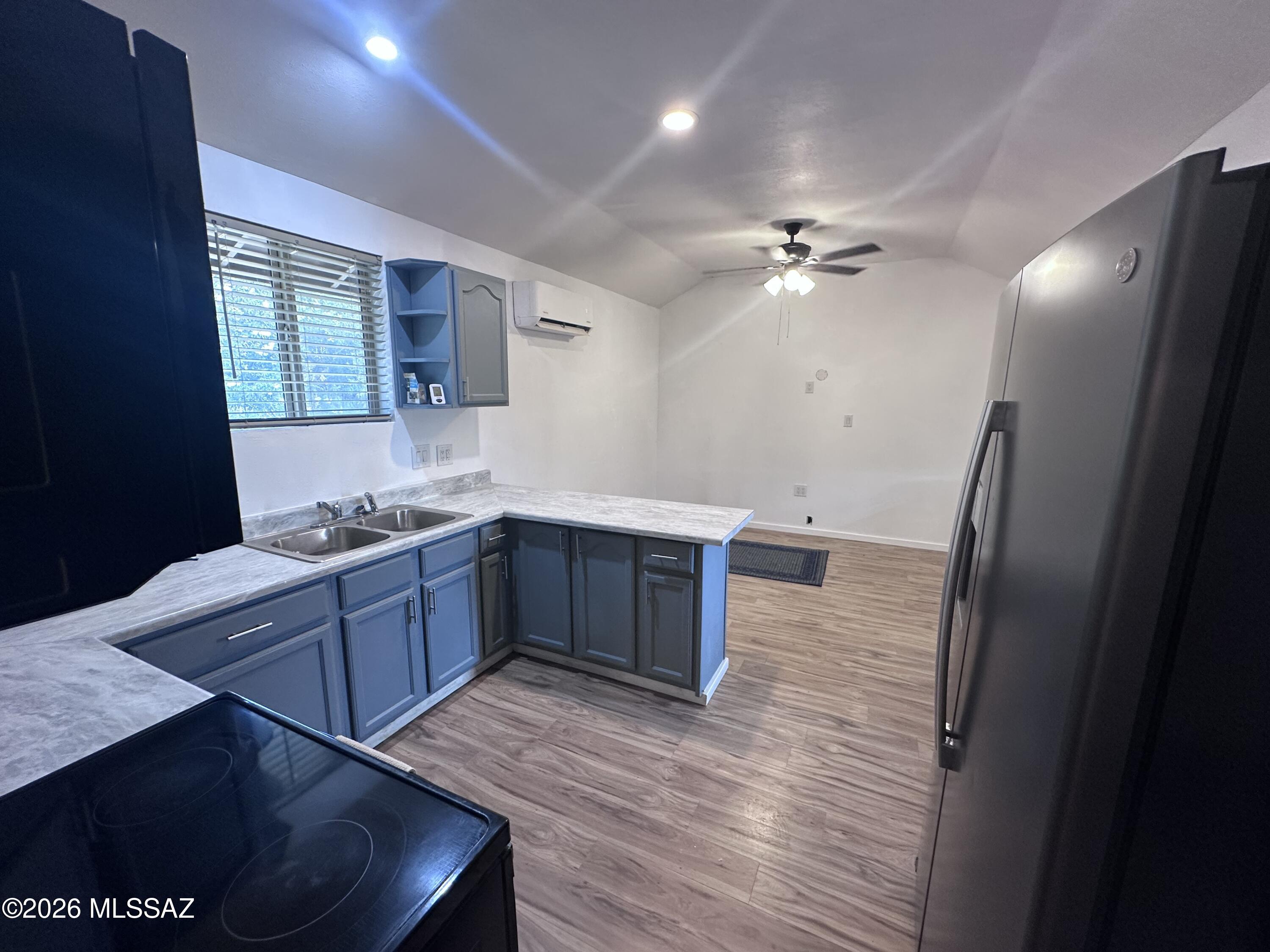 Mescal Lakes - Residential