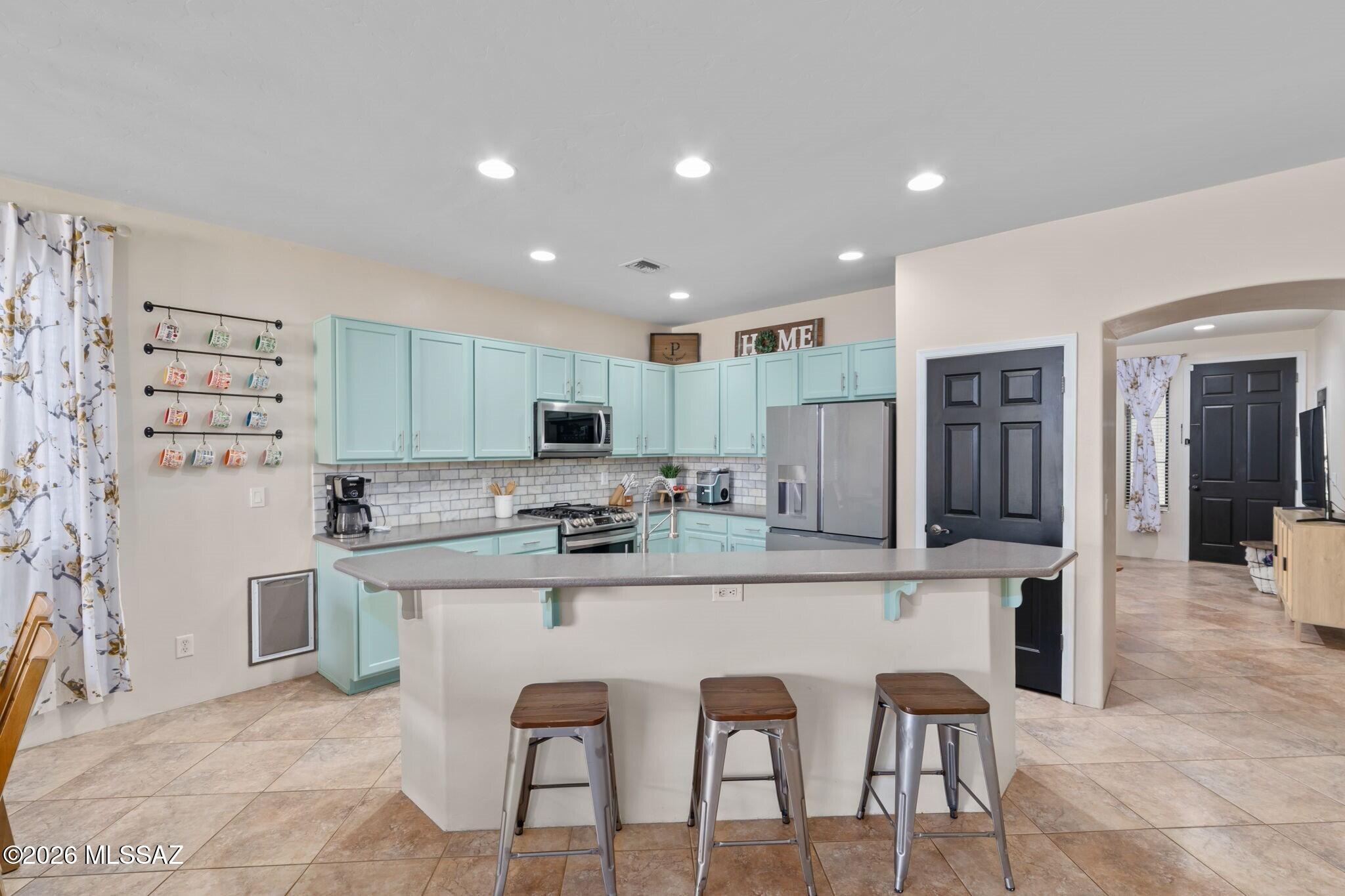 217 E Forrest Feezor Street