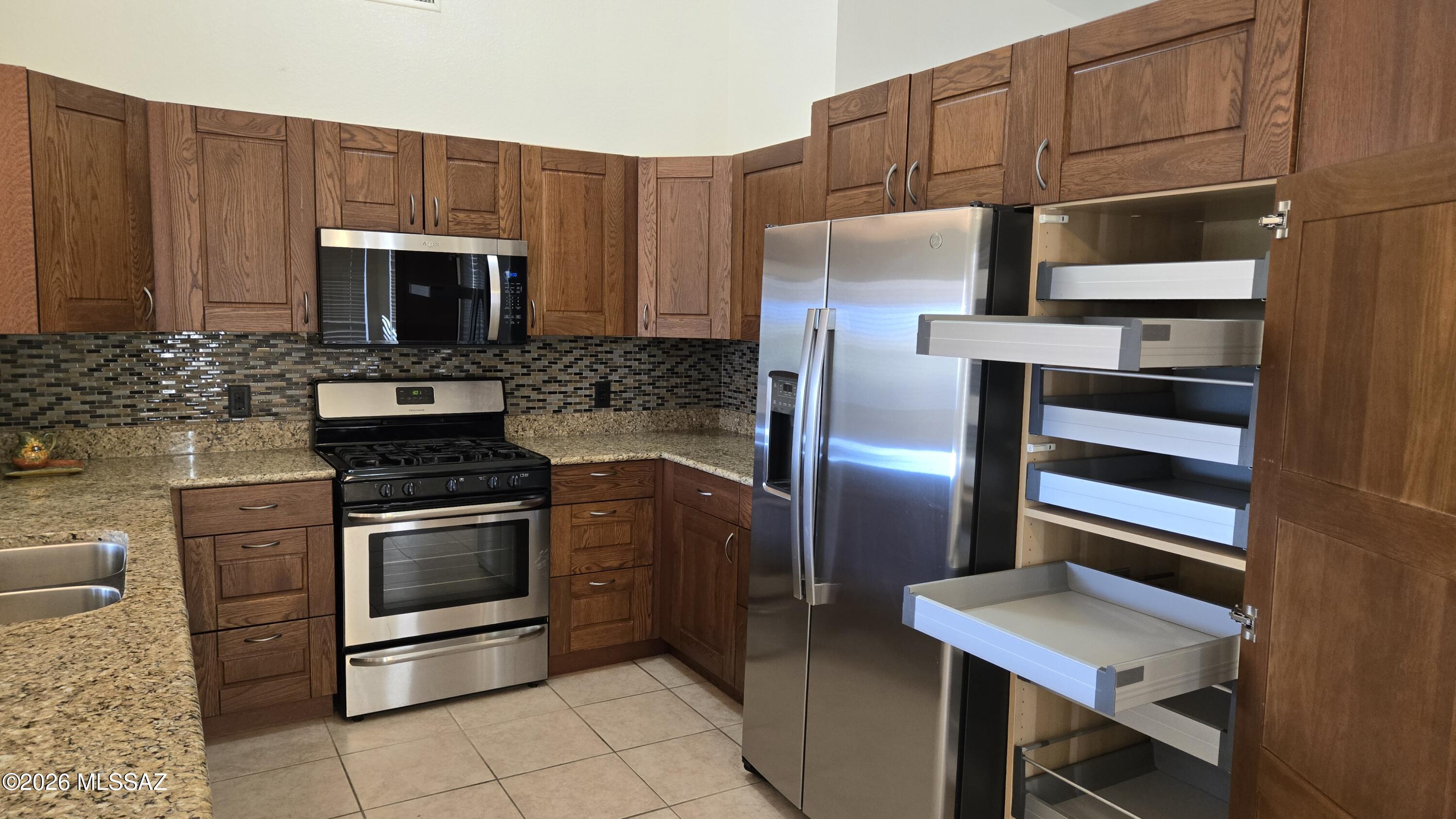 Meadowbrook (273-334, 348-403, 410-532) - Residential
