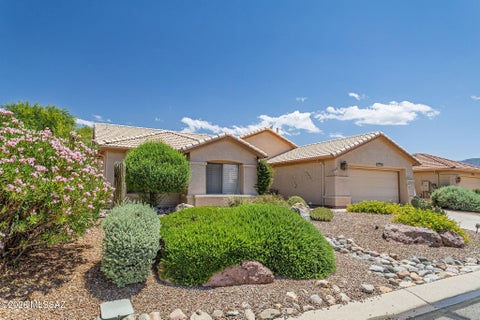 Photo of 62724 E Flower Ridge Drive, Saddlebrooke, AZ 85739 (MLS # 22621409)