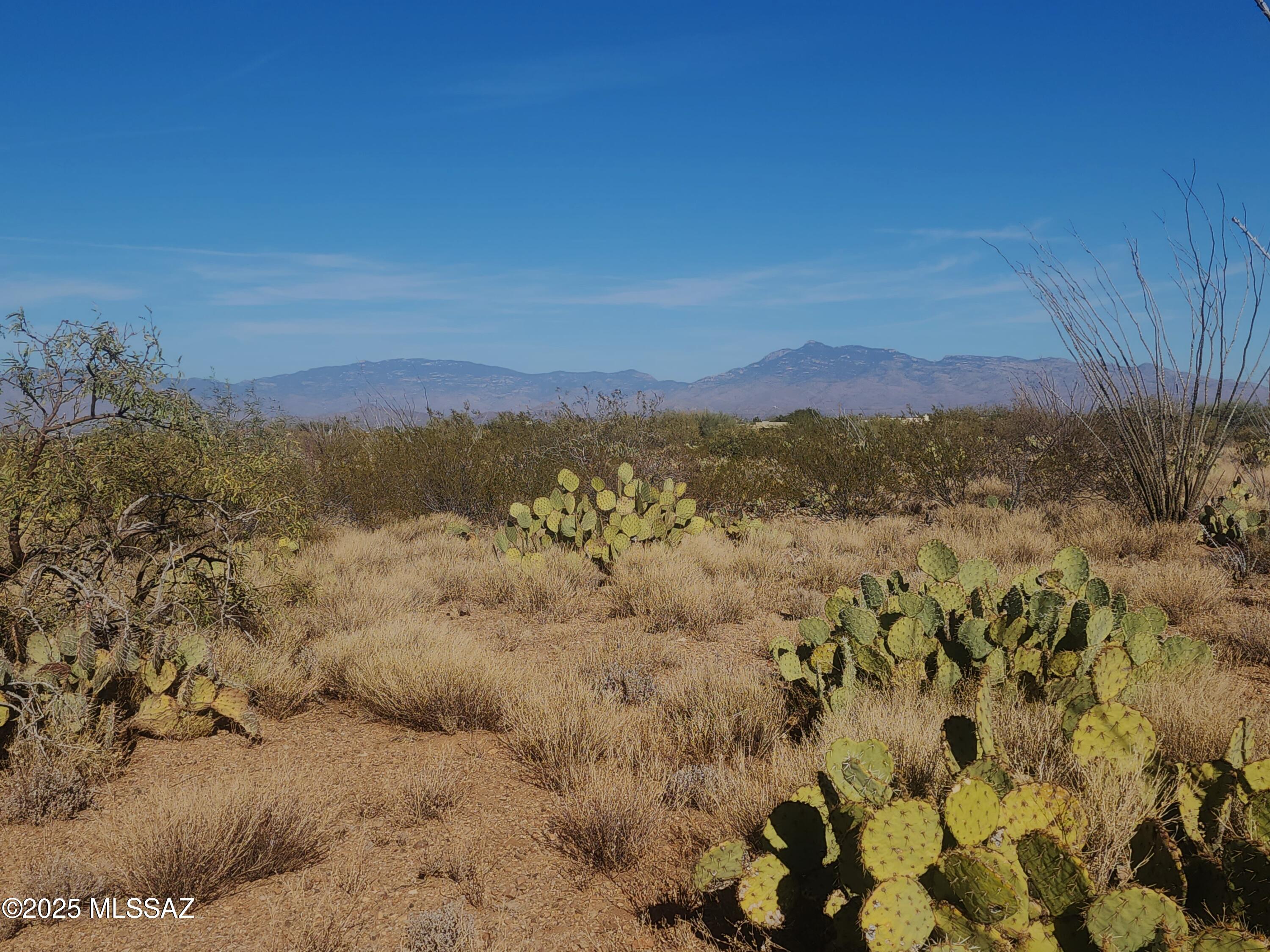 New Tucson Unit NO. 28 - Land