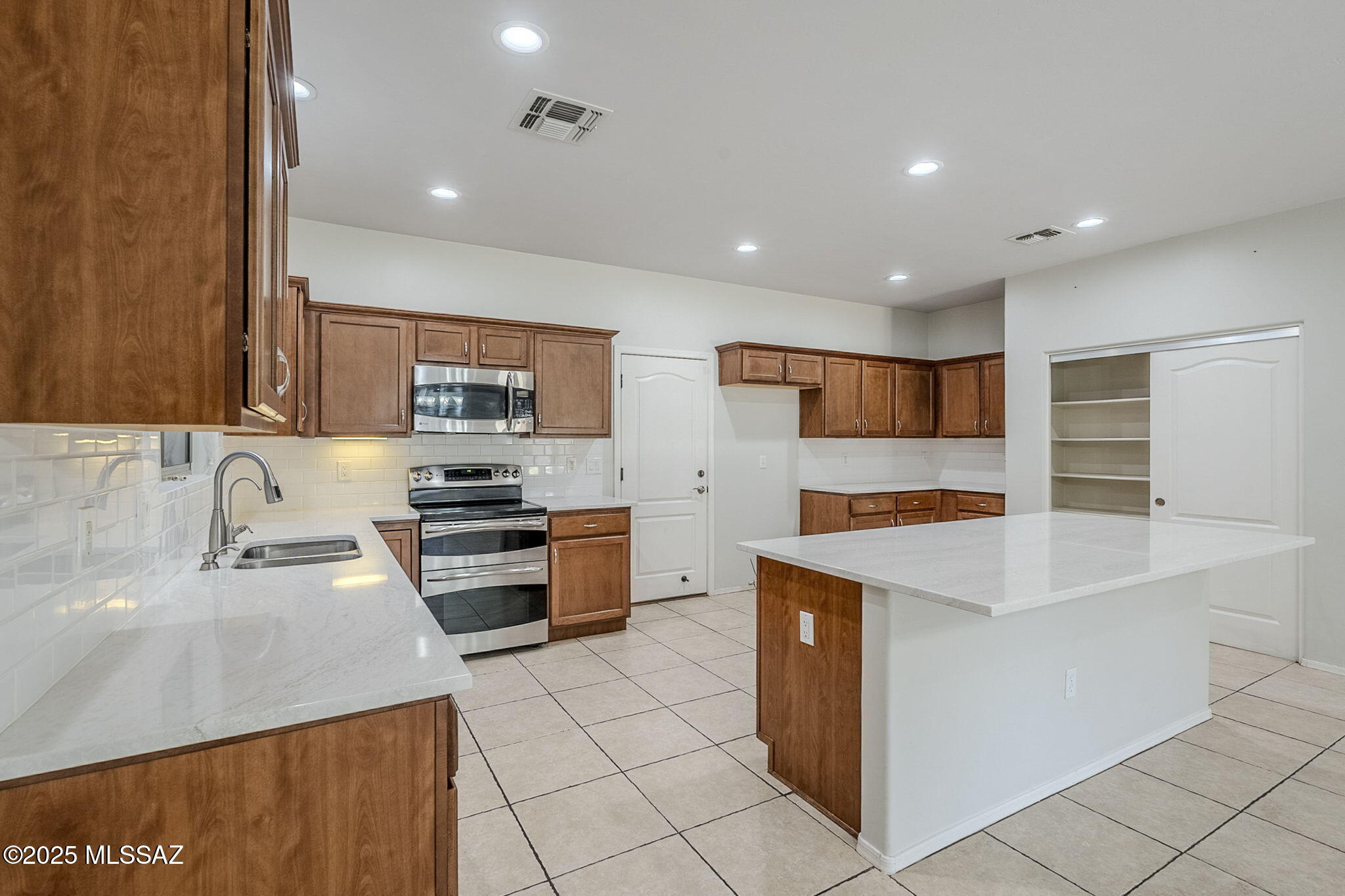 Continental Reserve Block 12 (1-71) - Residential