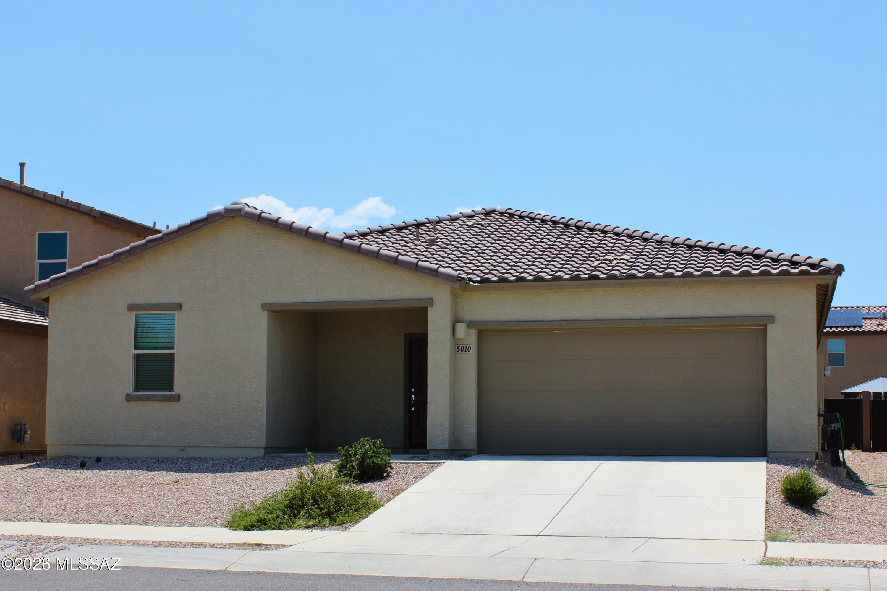 5010 E Wash Overlook Drive