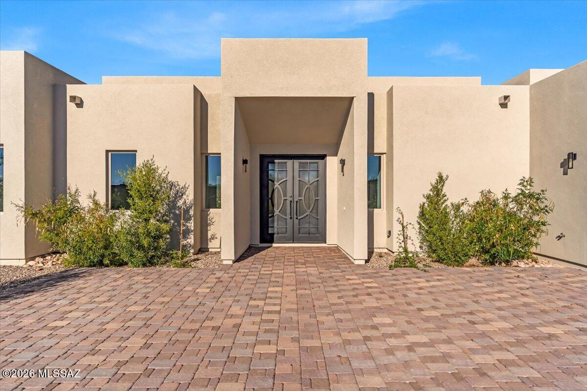 Coyote Creek (1-395) - Residential