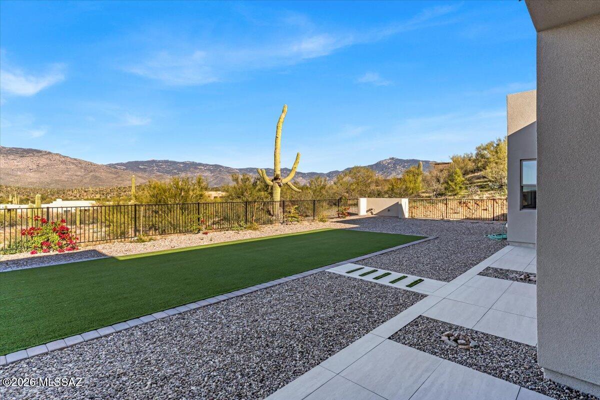 Coyote Creek (1-395) - Residential