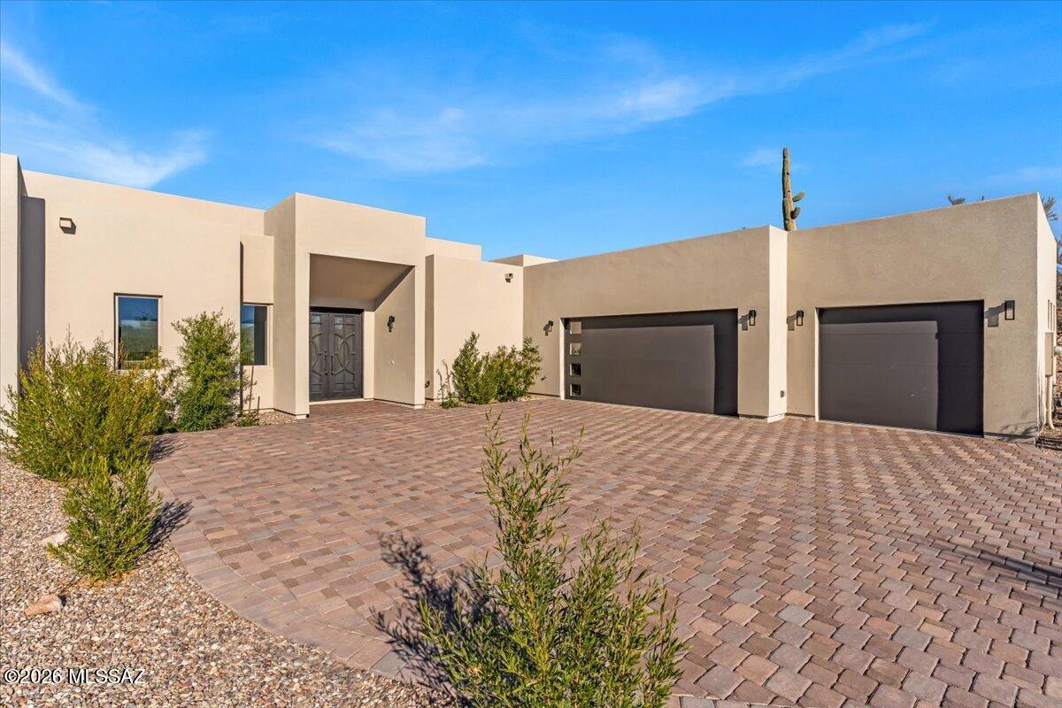 Coyote Creek (1-395) - Residential