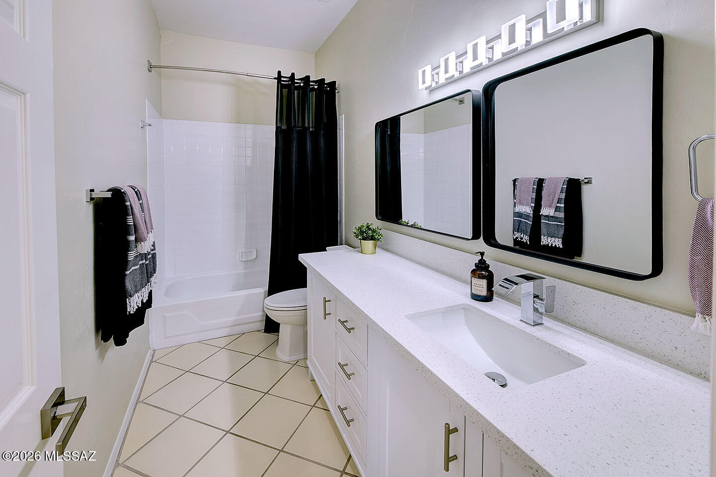 Catalina Del Sol (1-71) - Residential