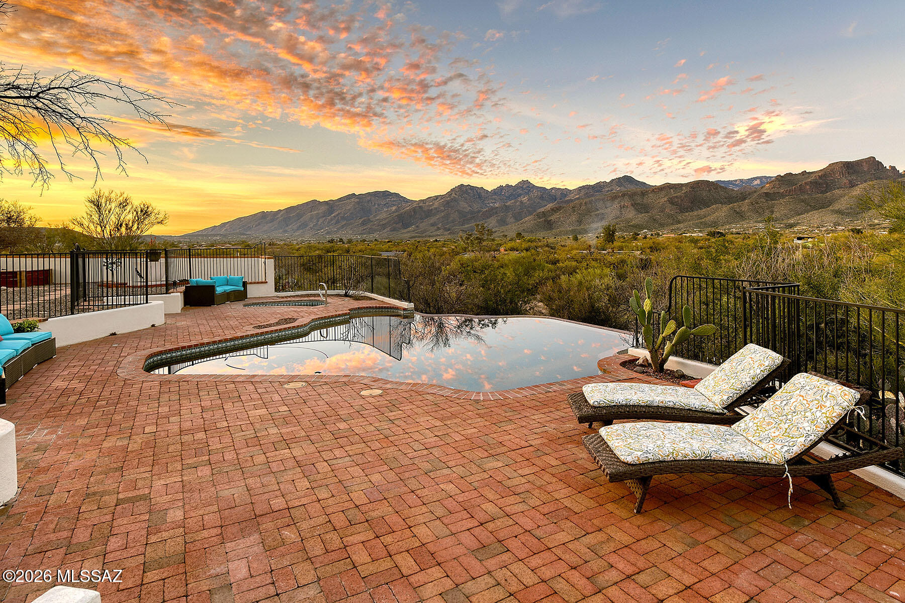 Catalina Del Sol (1-71) - Residential