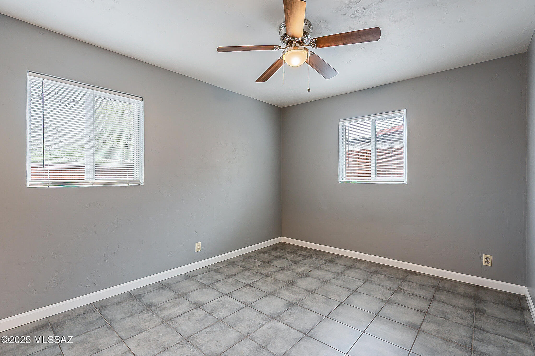 El Cortez Heights - Residential