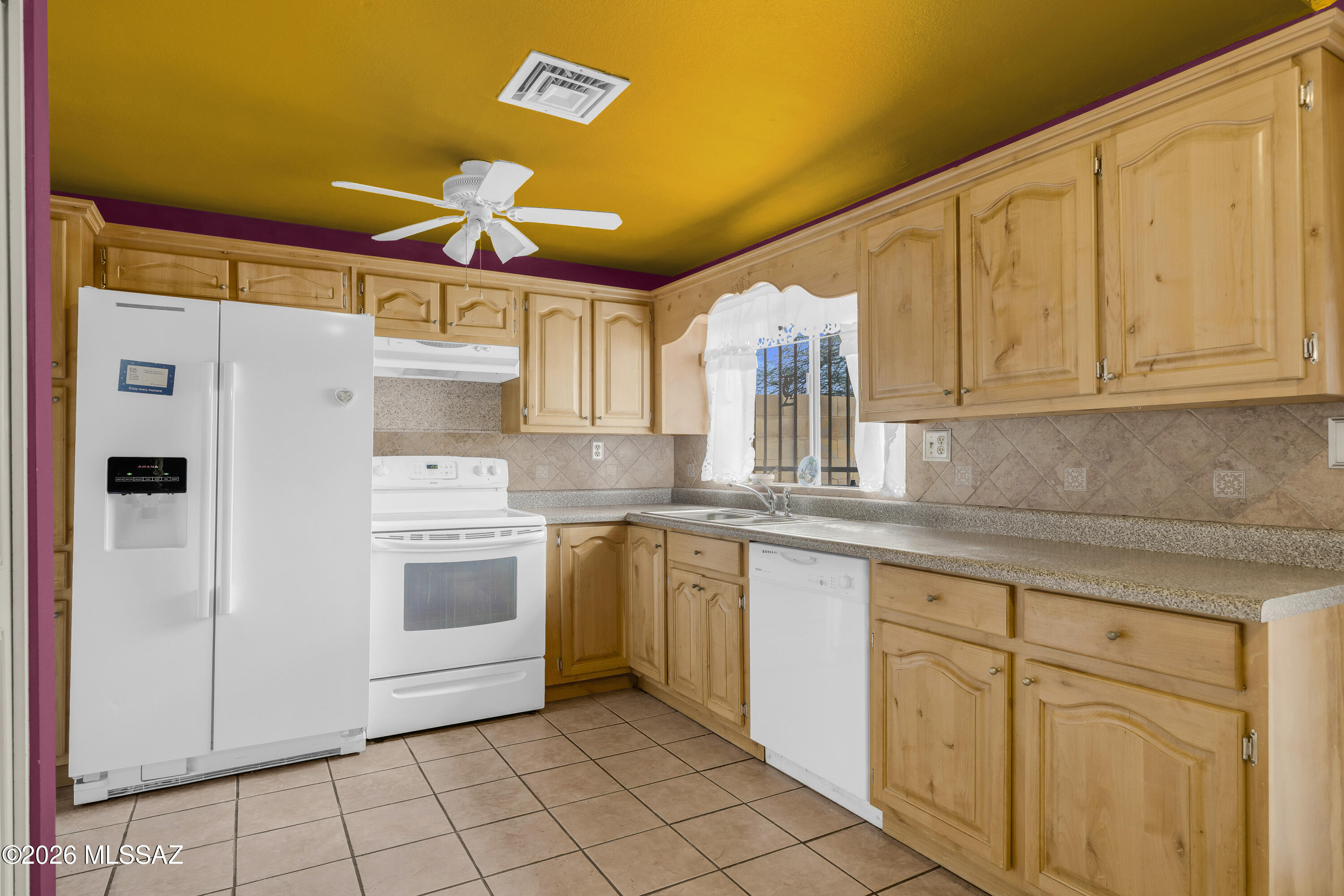 2500 W Vereda De La Manana