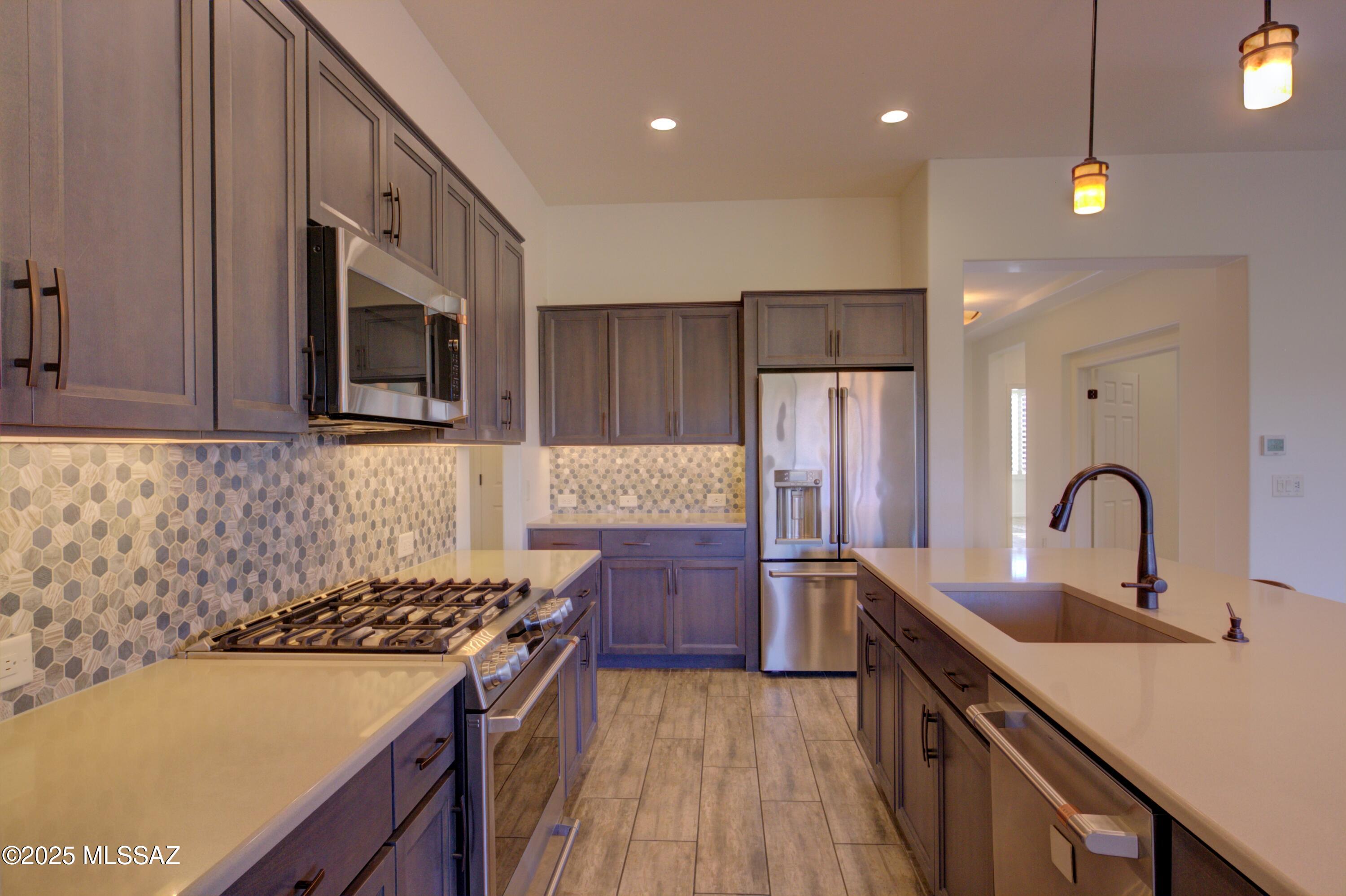 Saddlebrooke - Residential