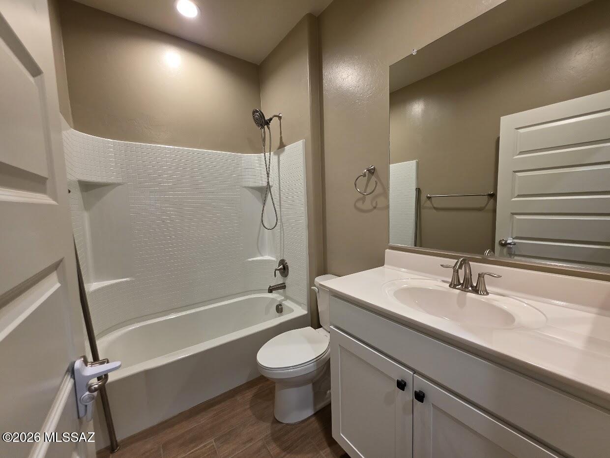 Saguaro Bloom 7B - Residential Lease