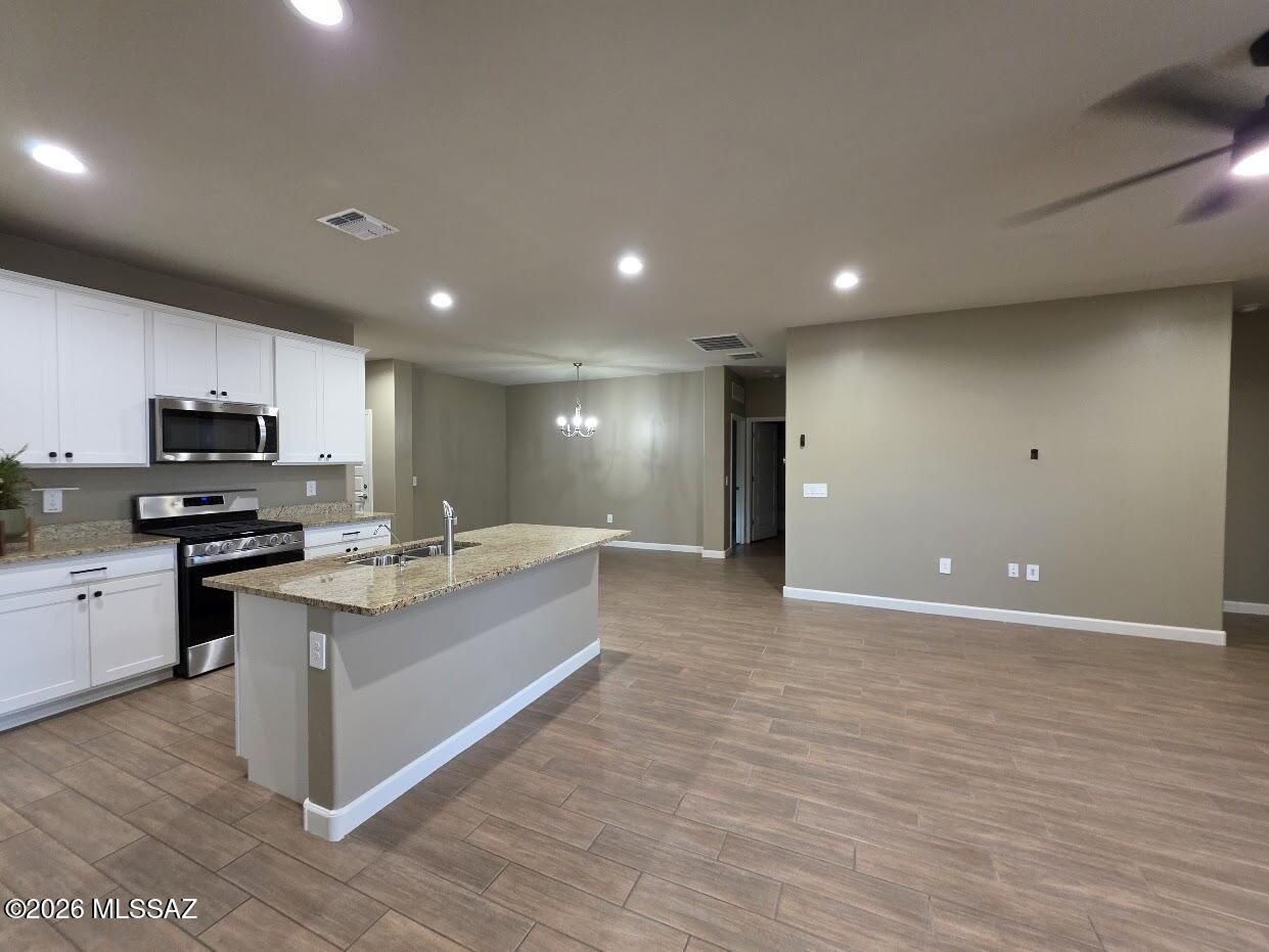 Saguaro Bloom 7B - Residential Lease