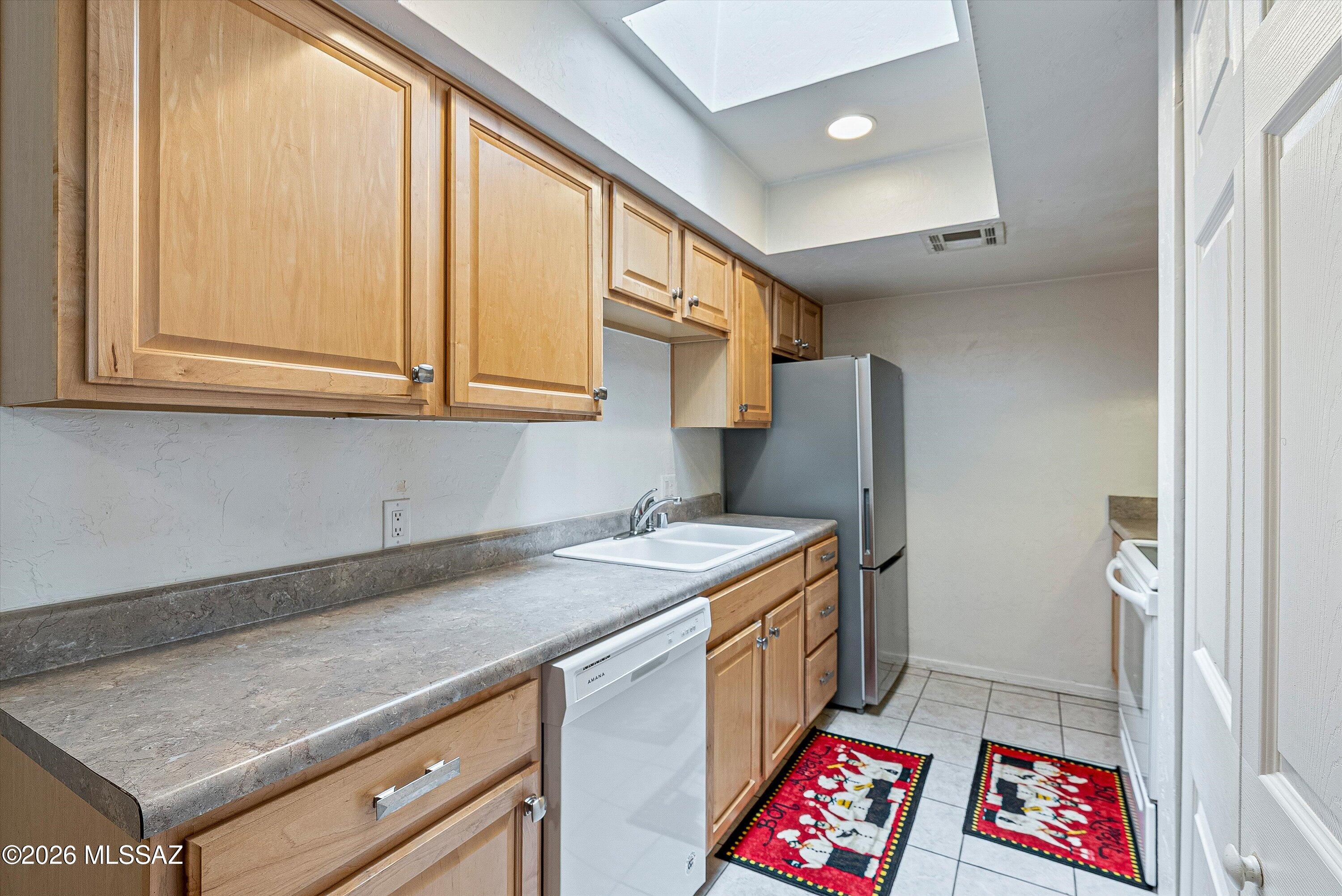 Sierra Madre Condos - Residential