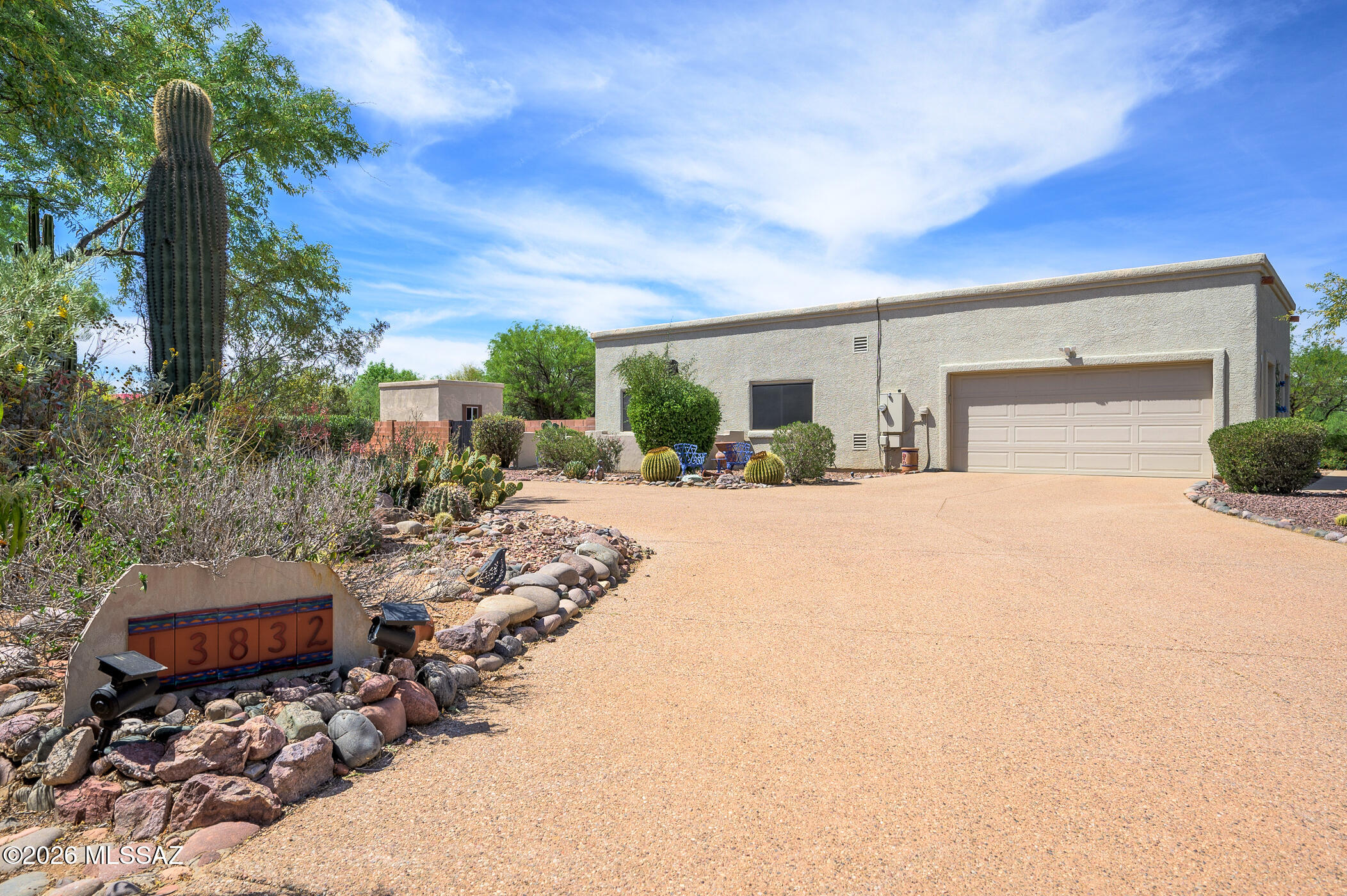 13832 E Calle Nobleza