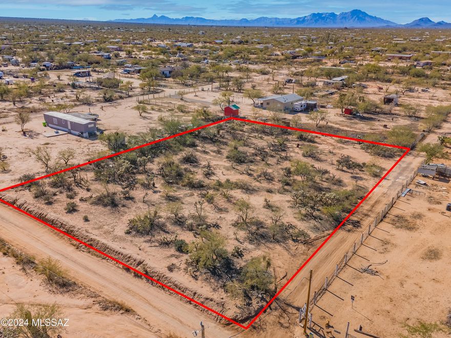 VACANT LAND READY FOR YOU TO BRING YOUR VISION TO LIFE!