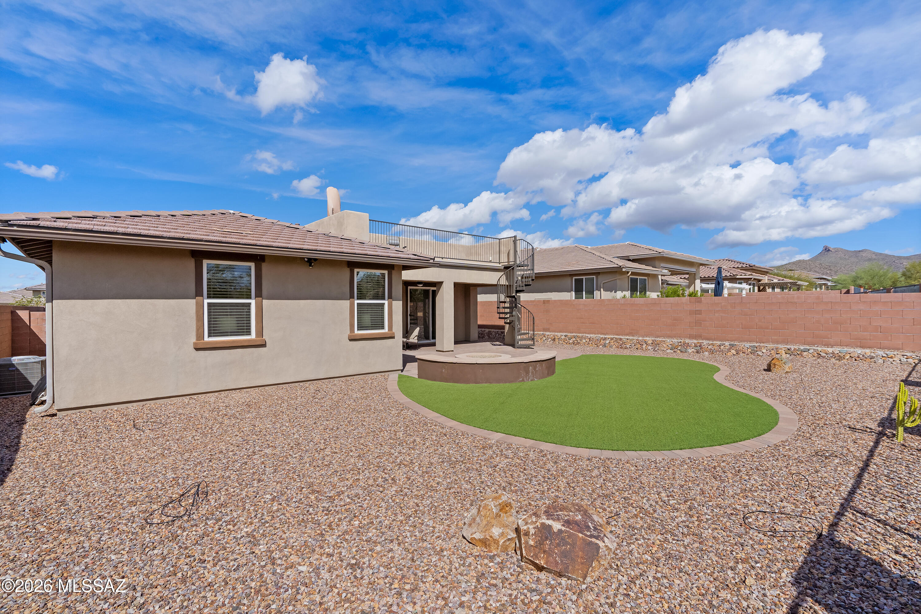 Blue Agave At Dove Mountain - Residential