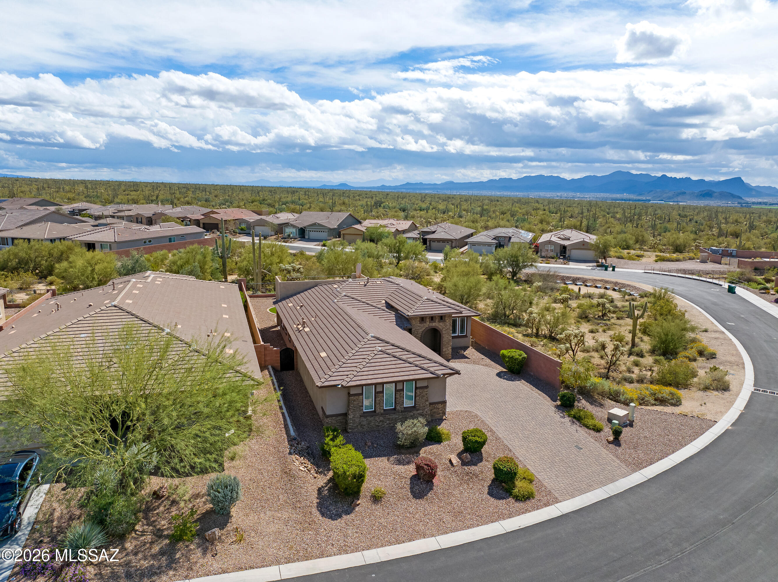 Blue Agave At Dove Mountain - Residential
