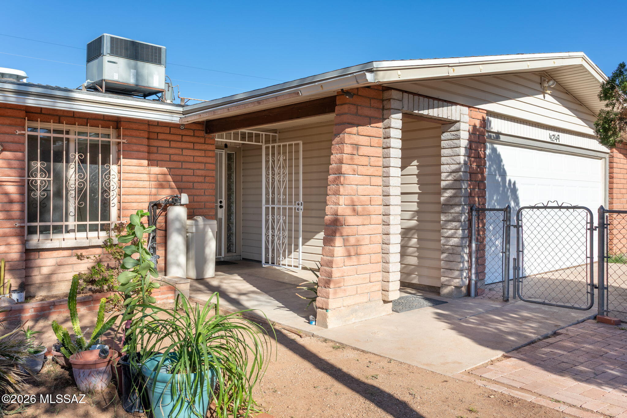 4249 E Canada Stravenue