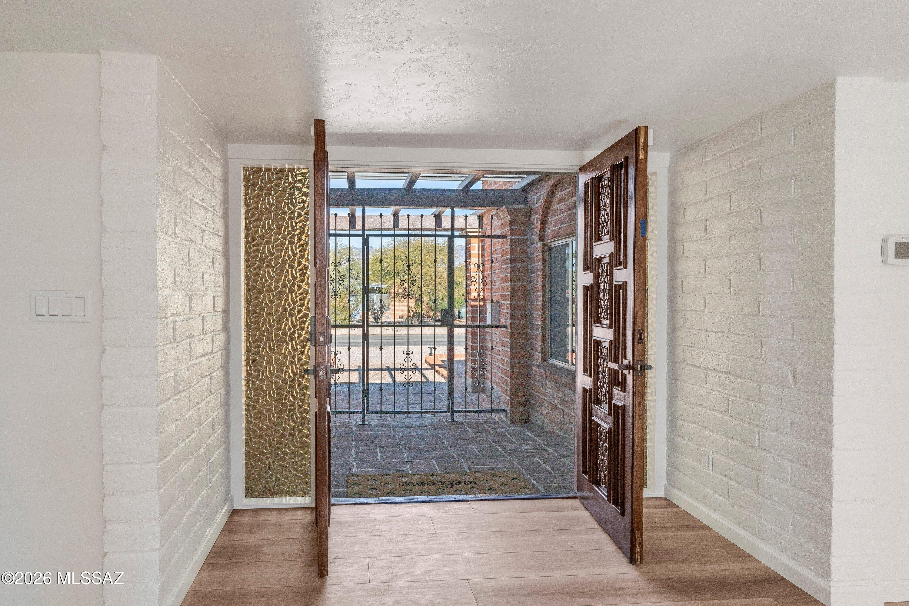 5312 E Hawthorne Street