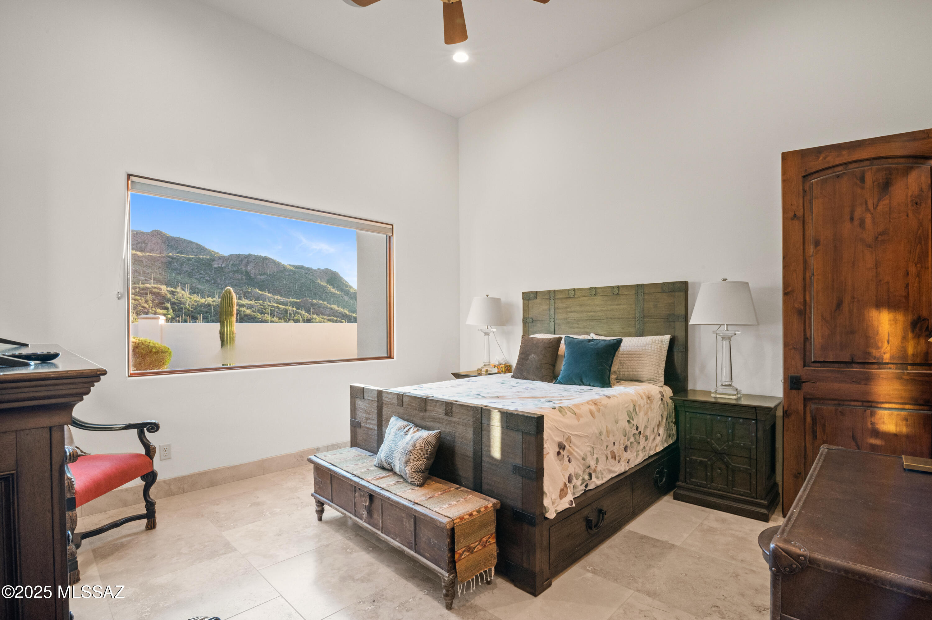 Finisterra (1-210) - Residential