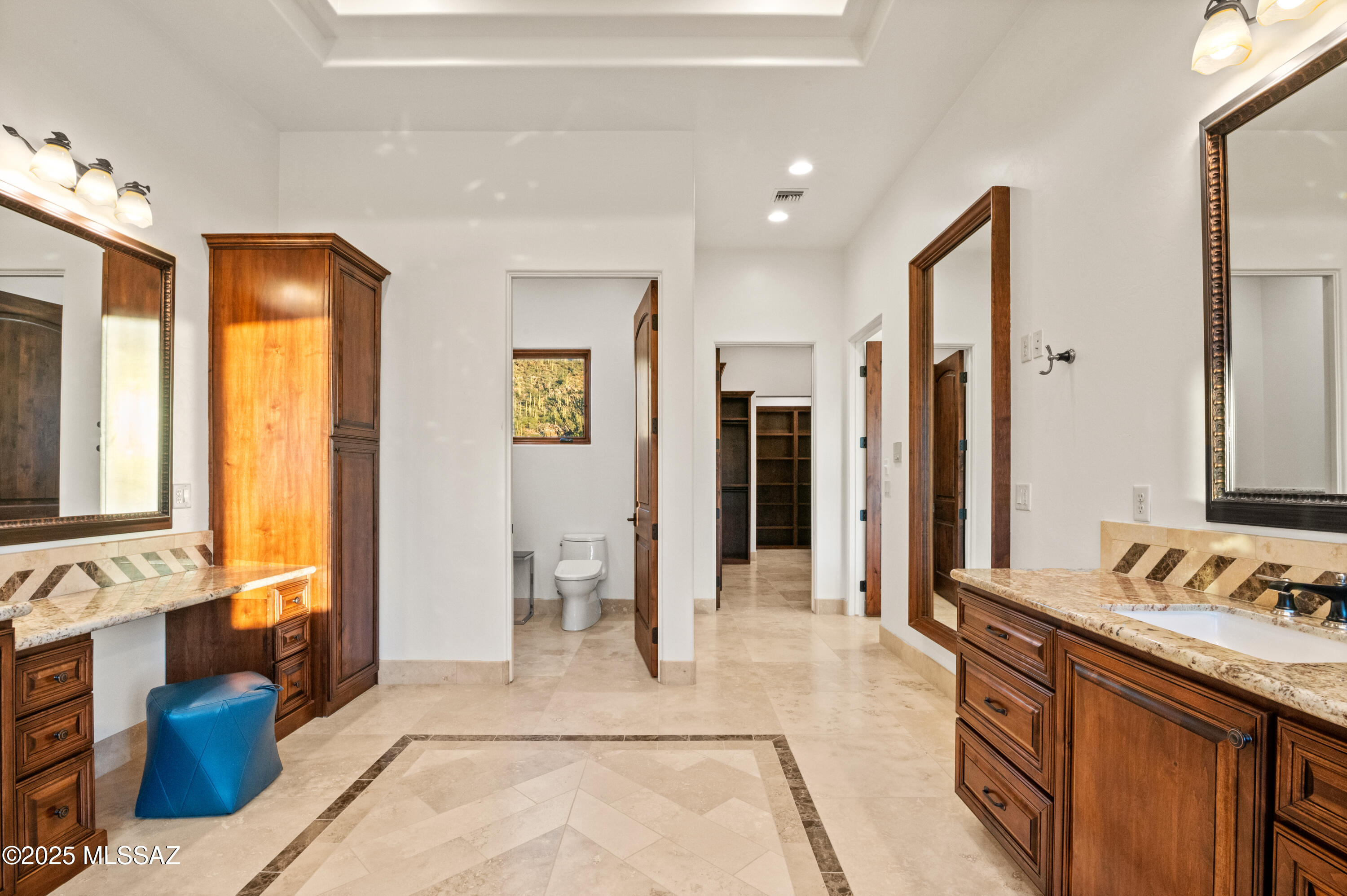 Finisterra (1-210) - Residential