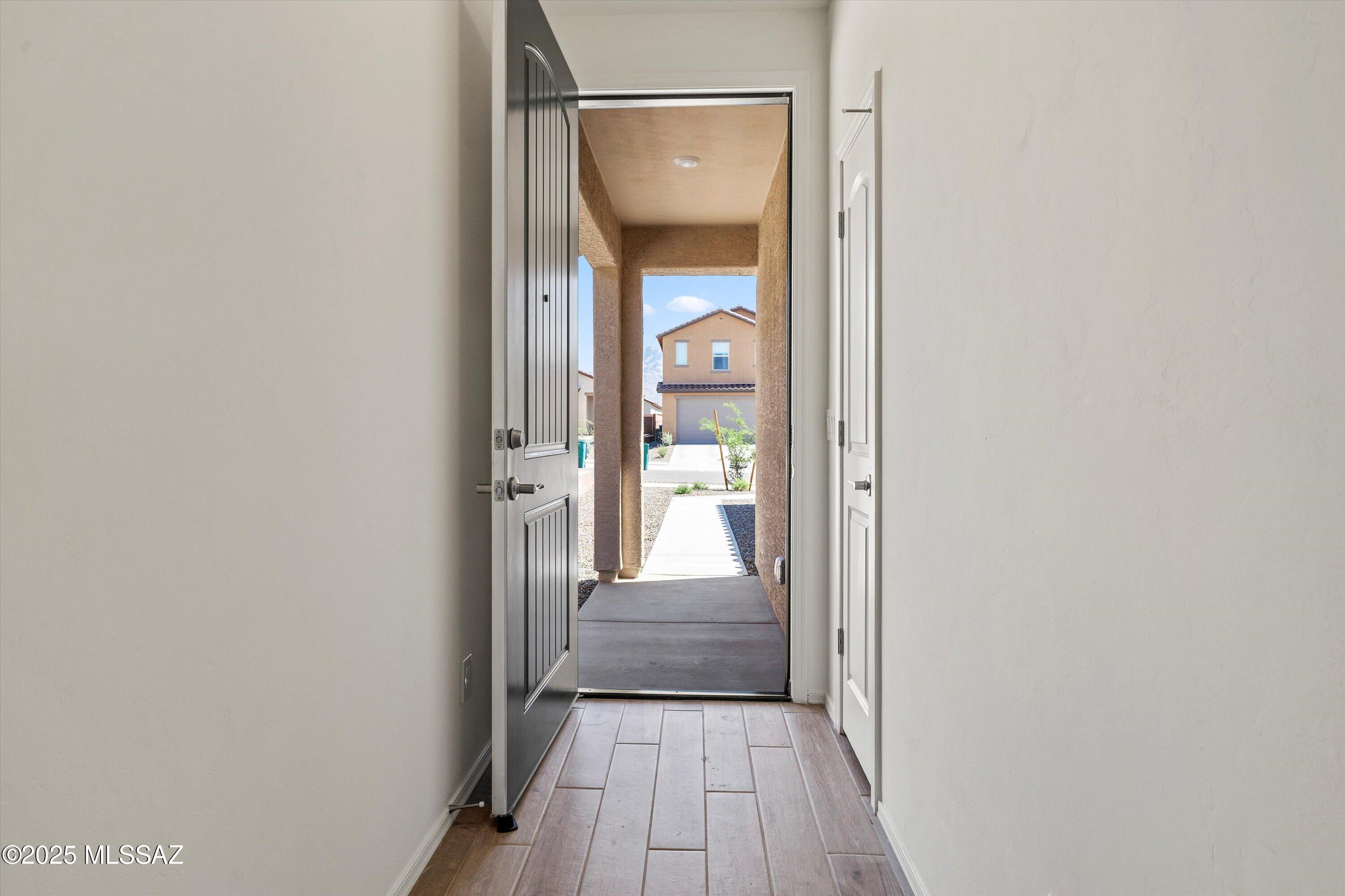 9329 N Peridot Vista Avenue