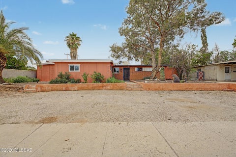 Photo of 7114 E Sylvane Drive, Tucson, AZ 85710 (MLS # 22620884)