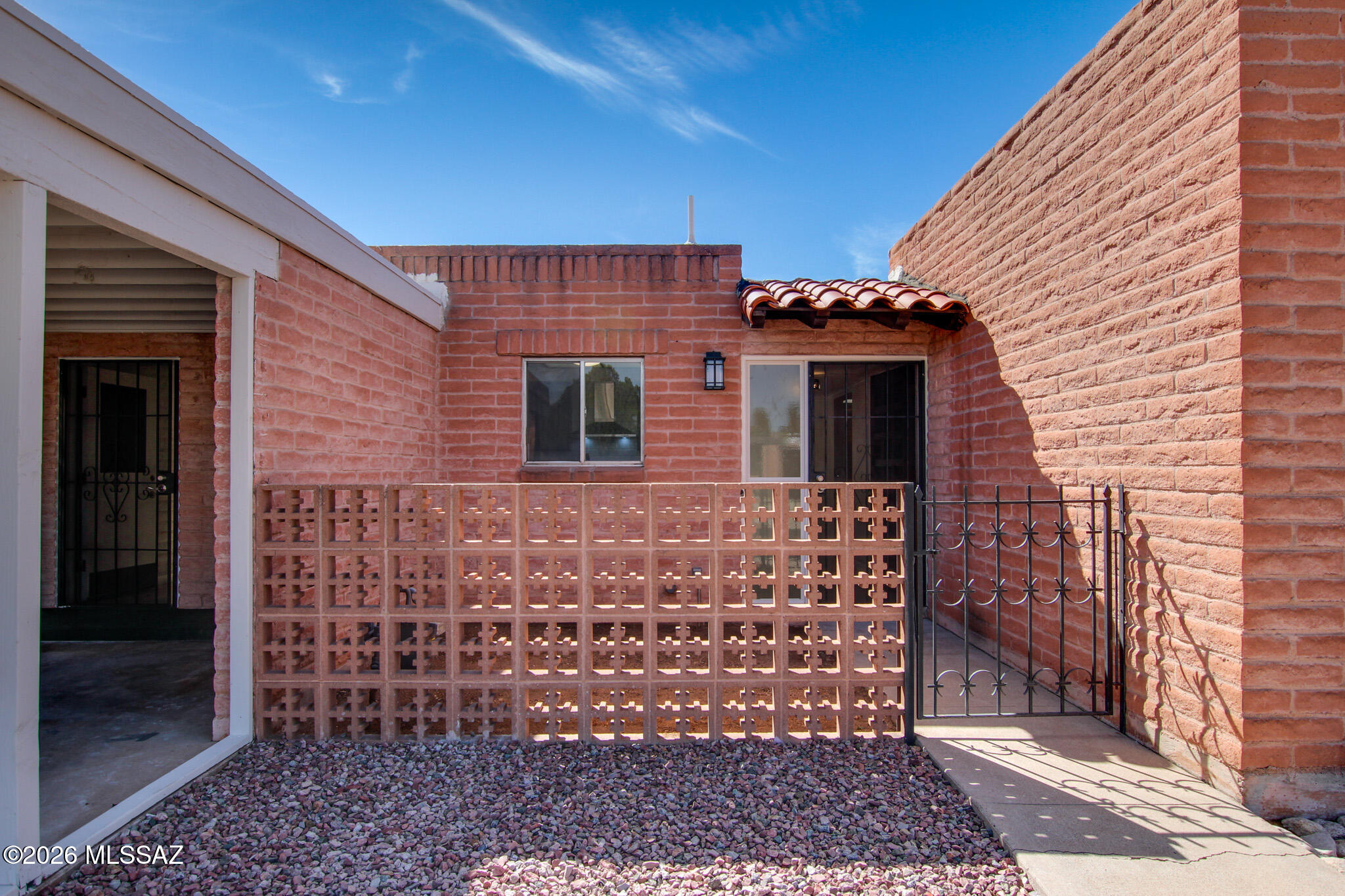 La Serena Townhouses (1-25) - Residential