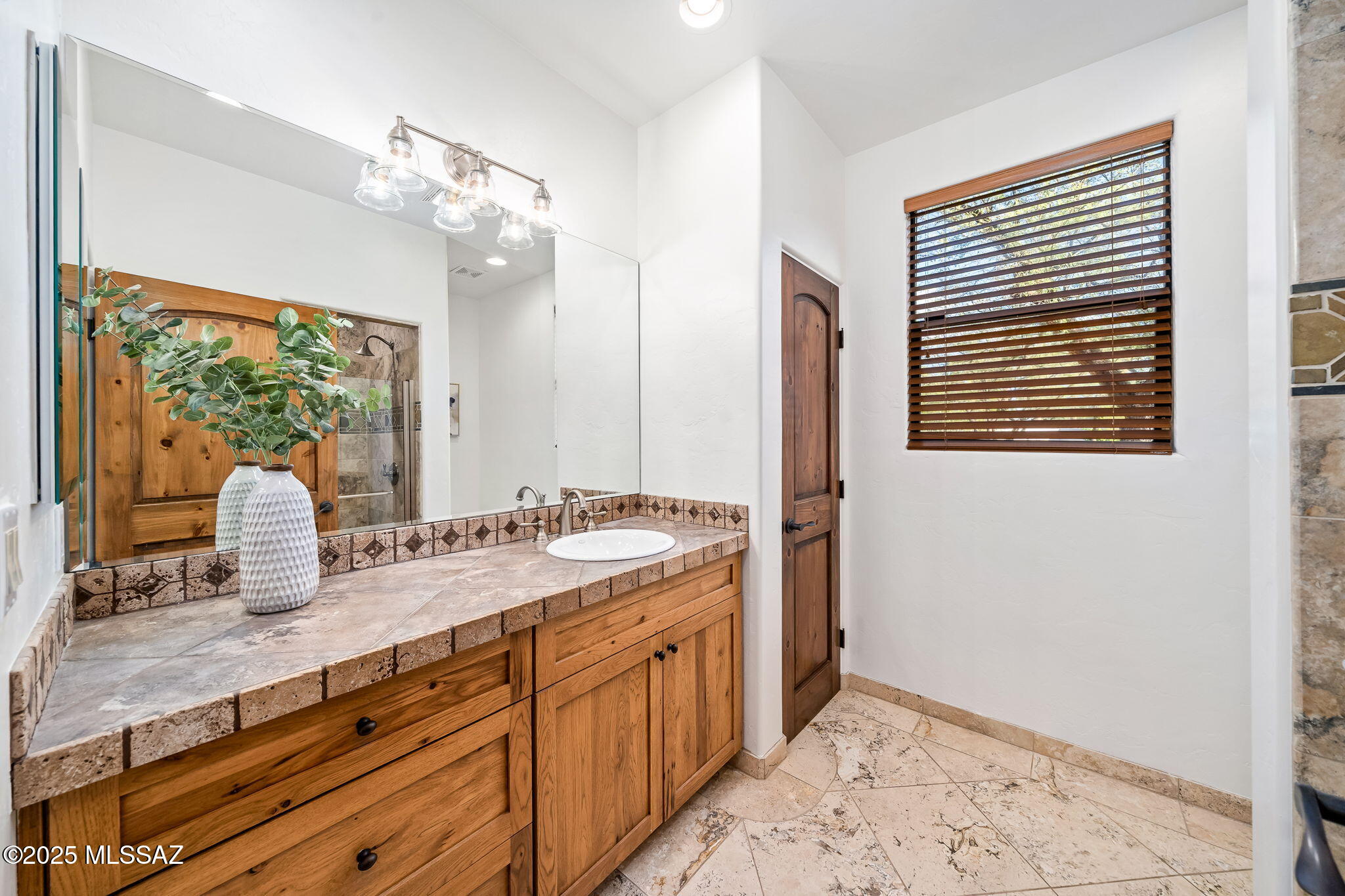 Colonia Solana - Residential