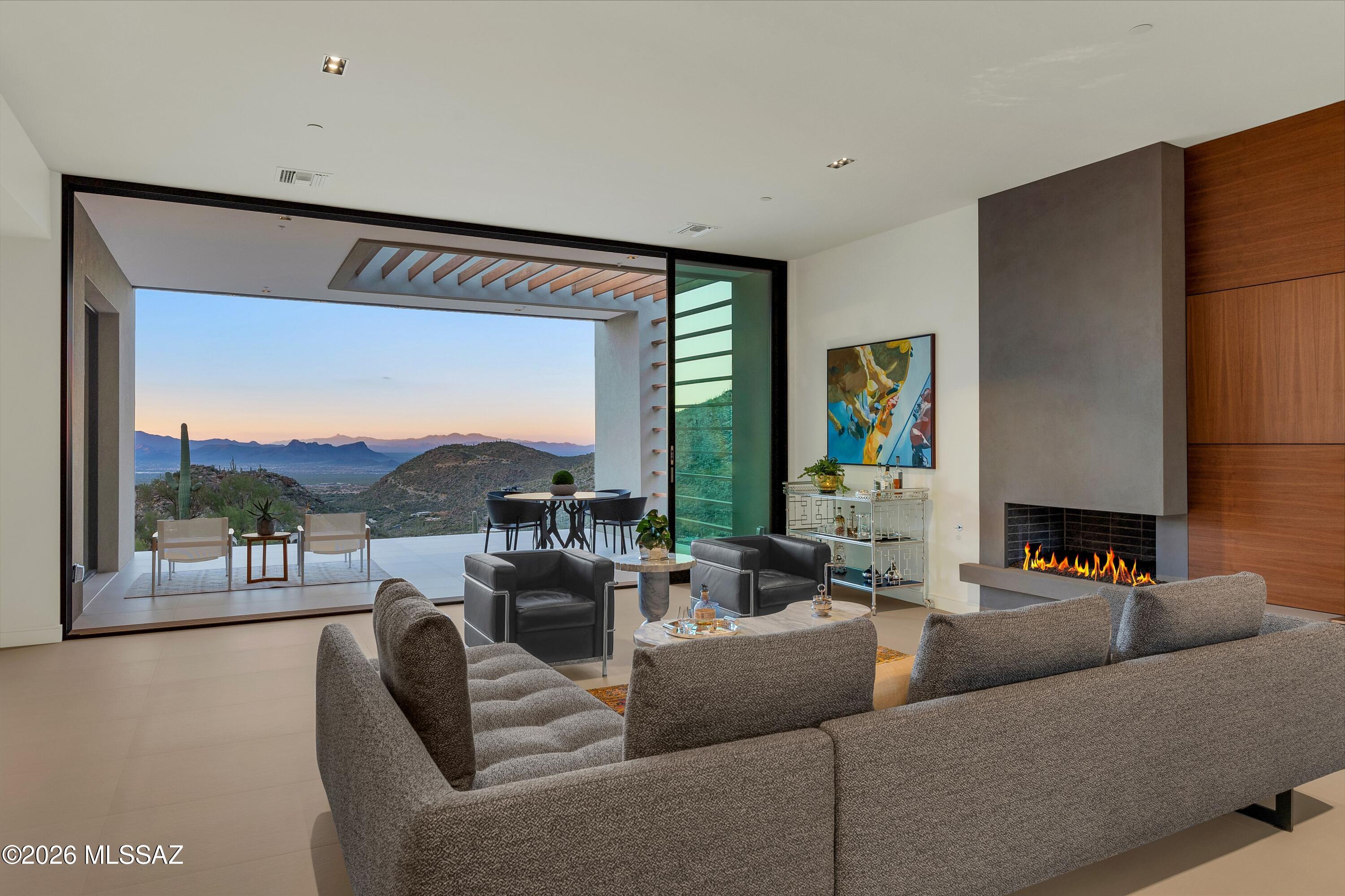 Canyon Pass II At Dove Mountain (49-110) - Residential