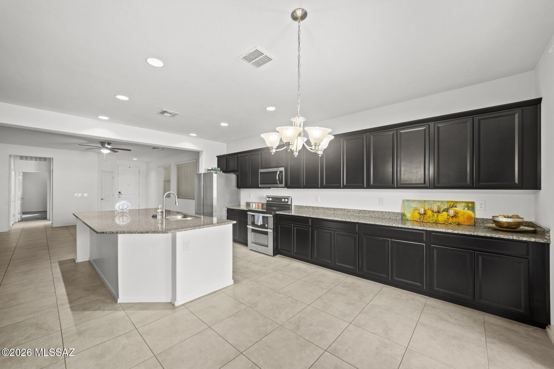 La Estancia De Tucson (1-330) - Residential