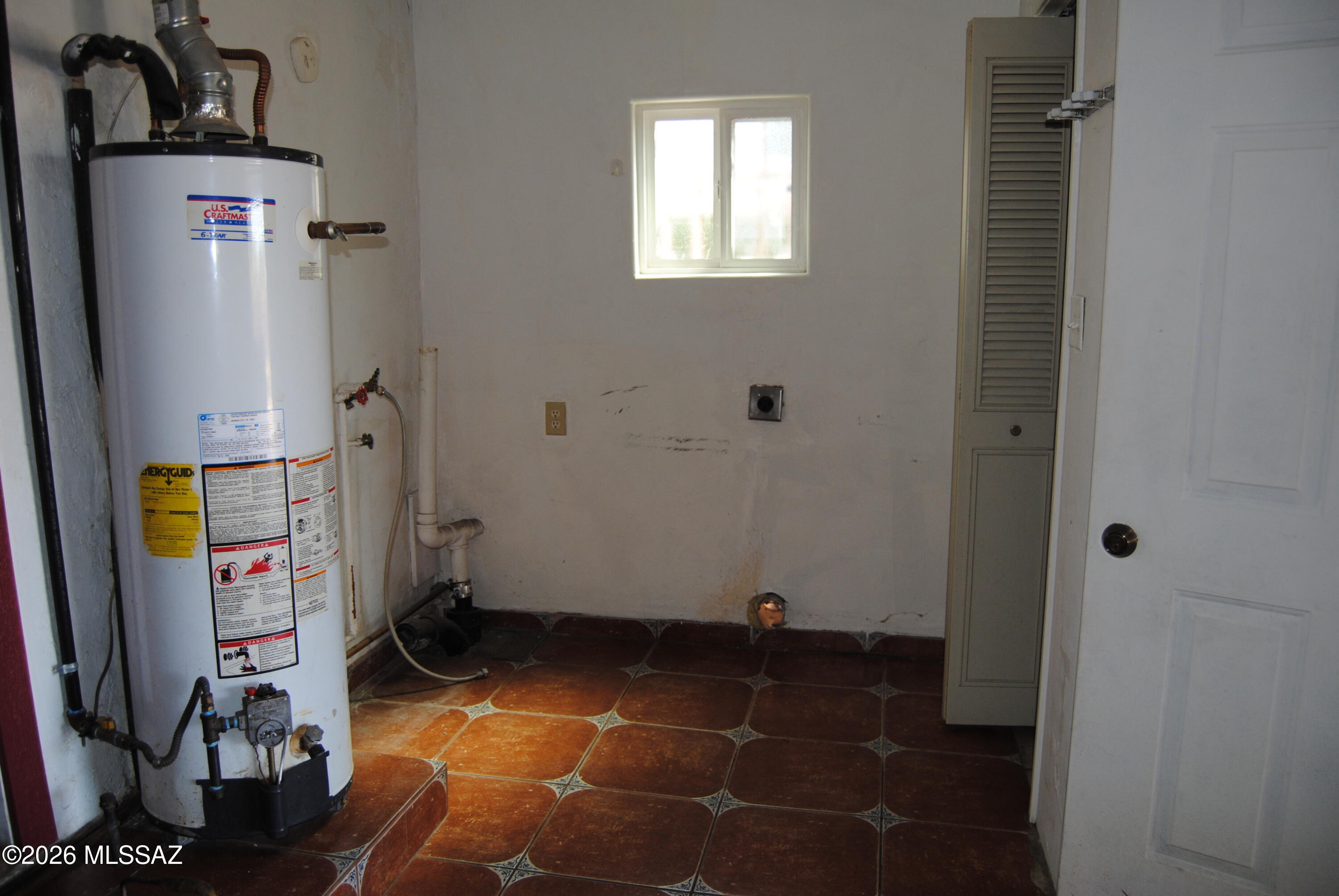 Miracle Mile Manor - Residential Lease