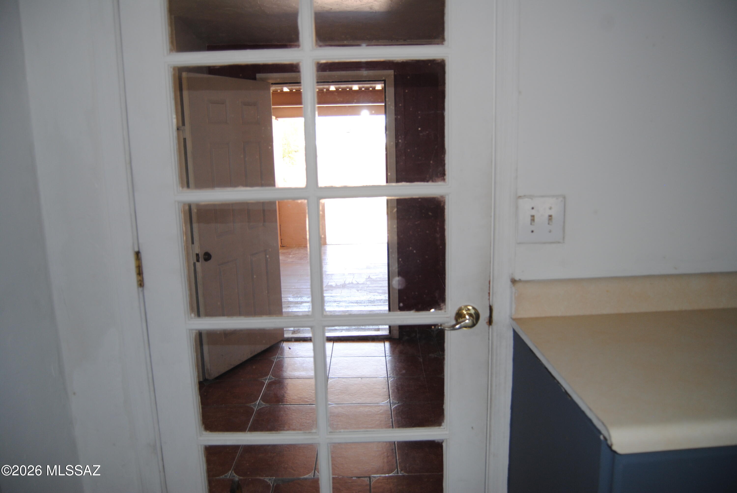 Miracle Mile Manor - Residential Lease