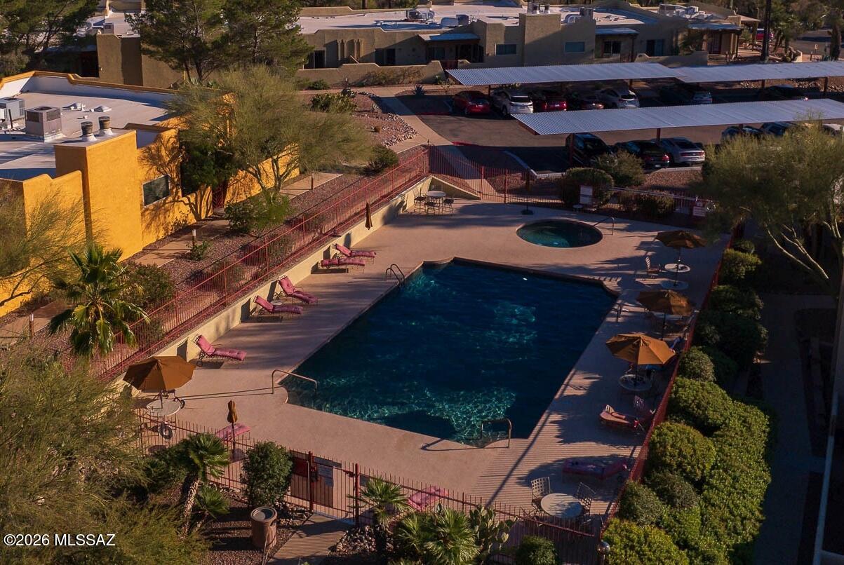 Reflections in the Catalina Condominium - Residential