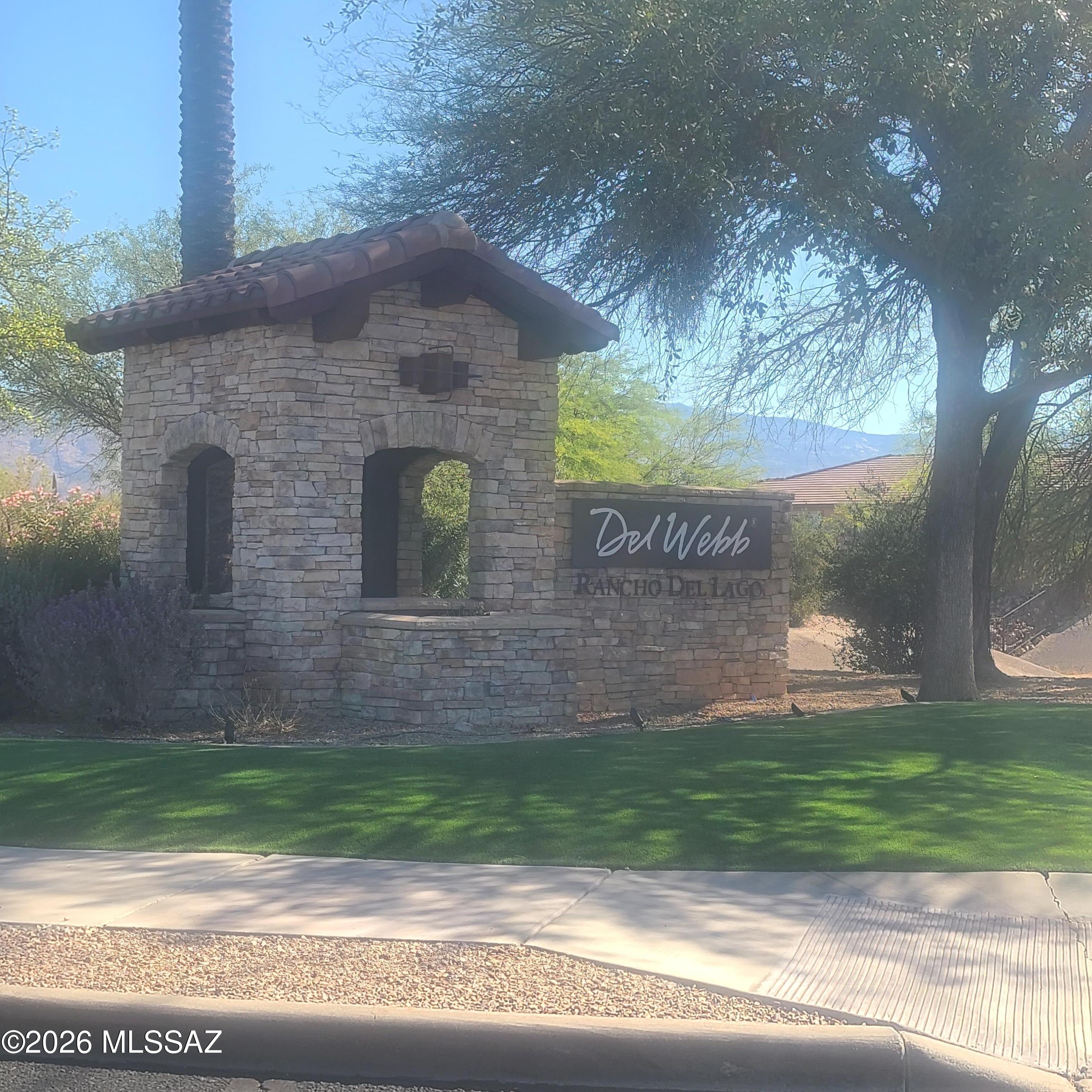 Rancho Del Lago (207-388) - Residential Lease