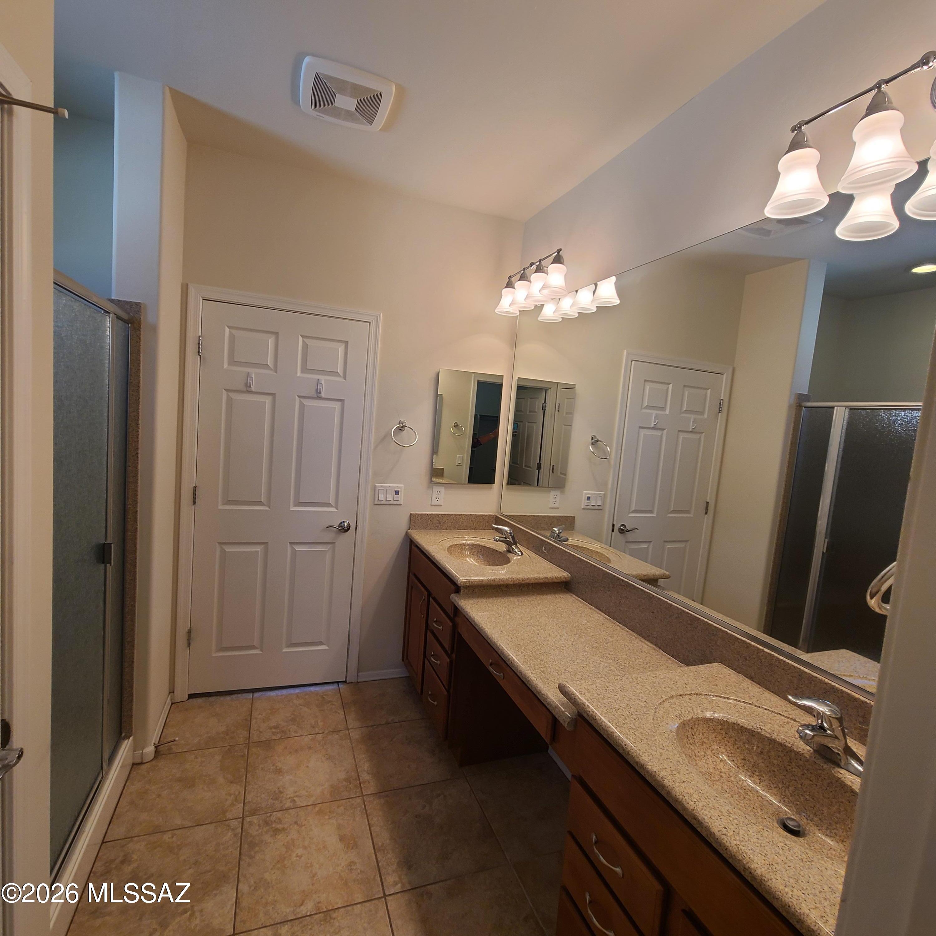 Rancho Del Lago (207-388) - Residential Lease