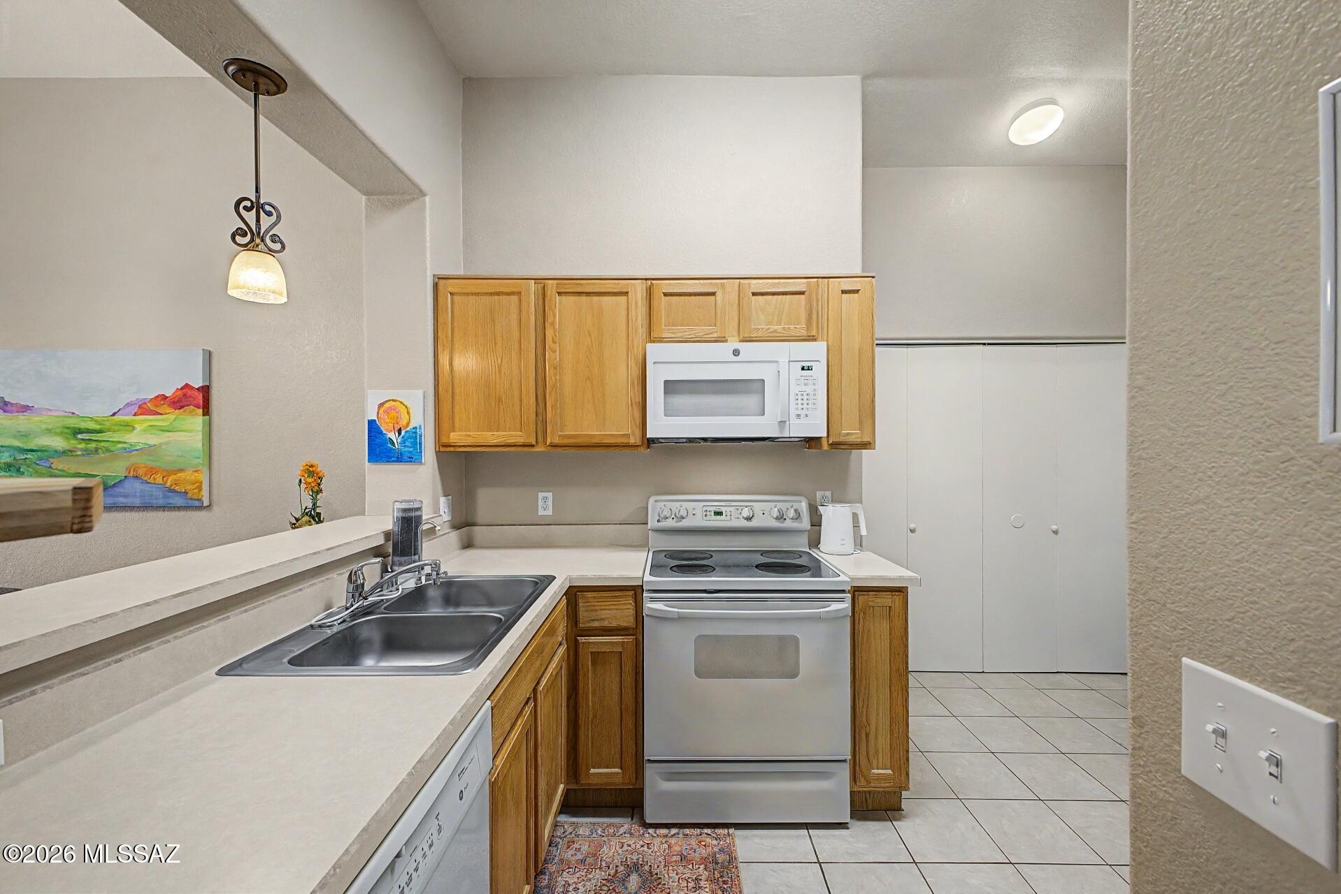 Rancho Vistoso Neighborhood 2 Ph2 (163-180, 221-244, 262-318) - Residential