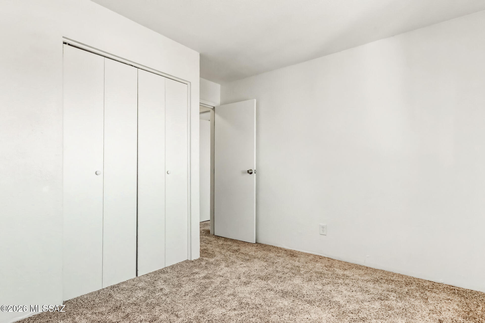 Barcelona Manor Condominiums - Residential
