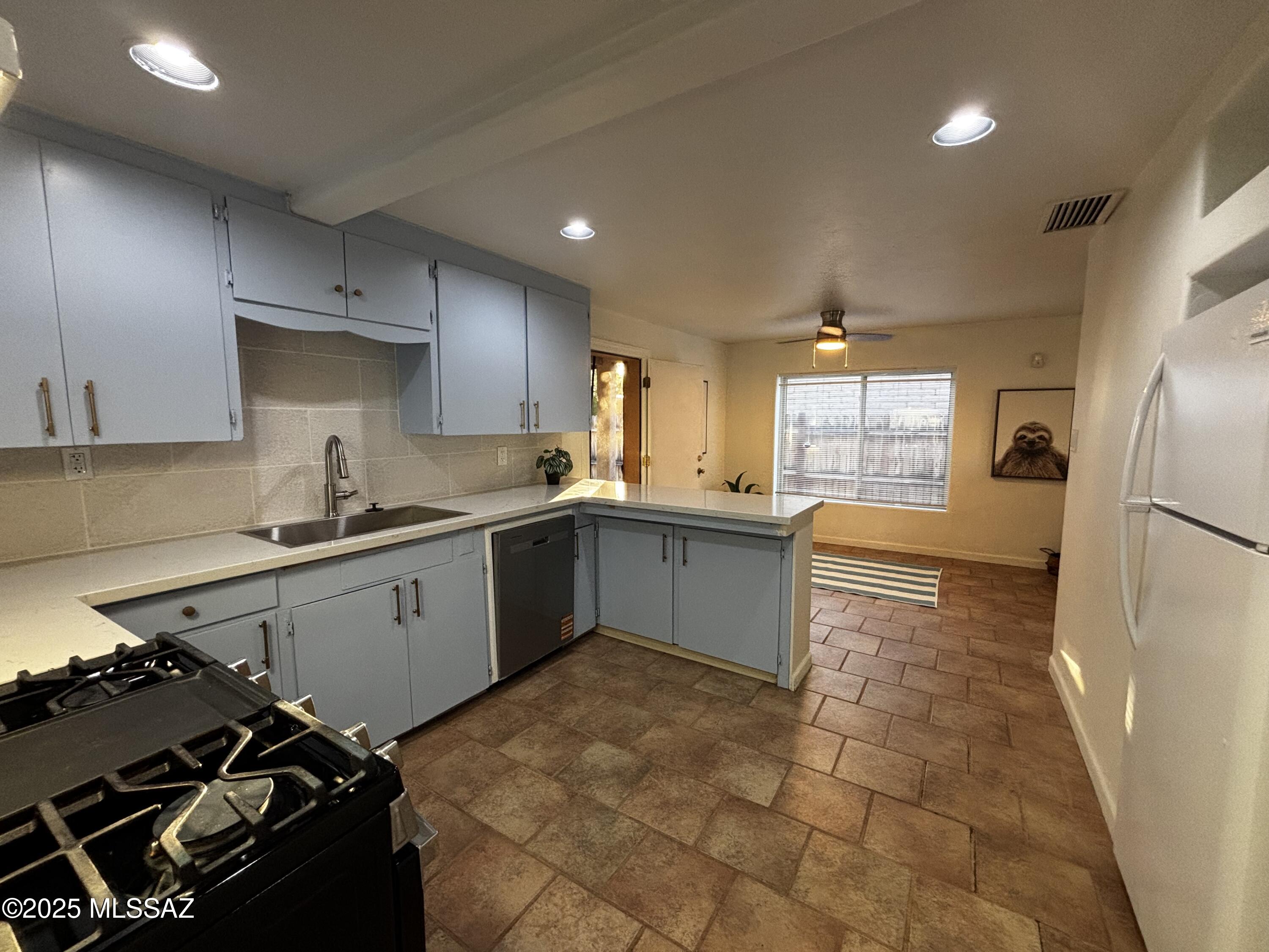 Lincoln Park - Residential