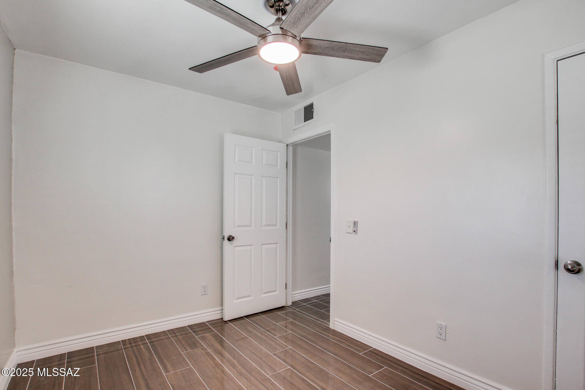 4413 S Liberty Avenue