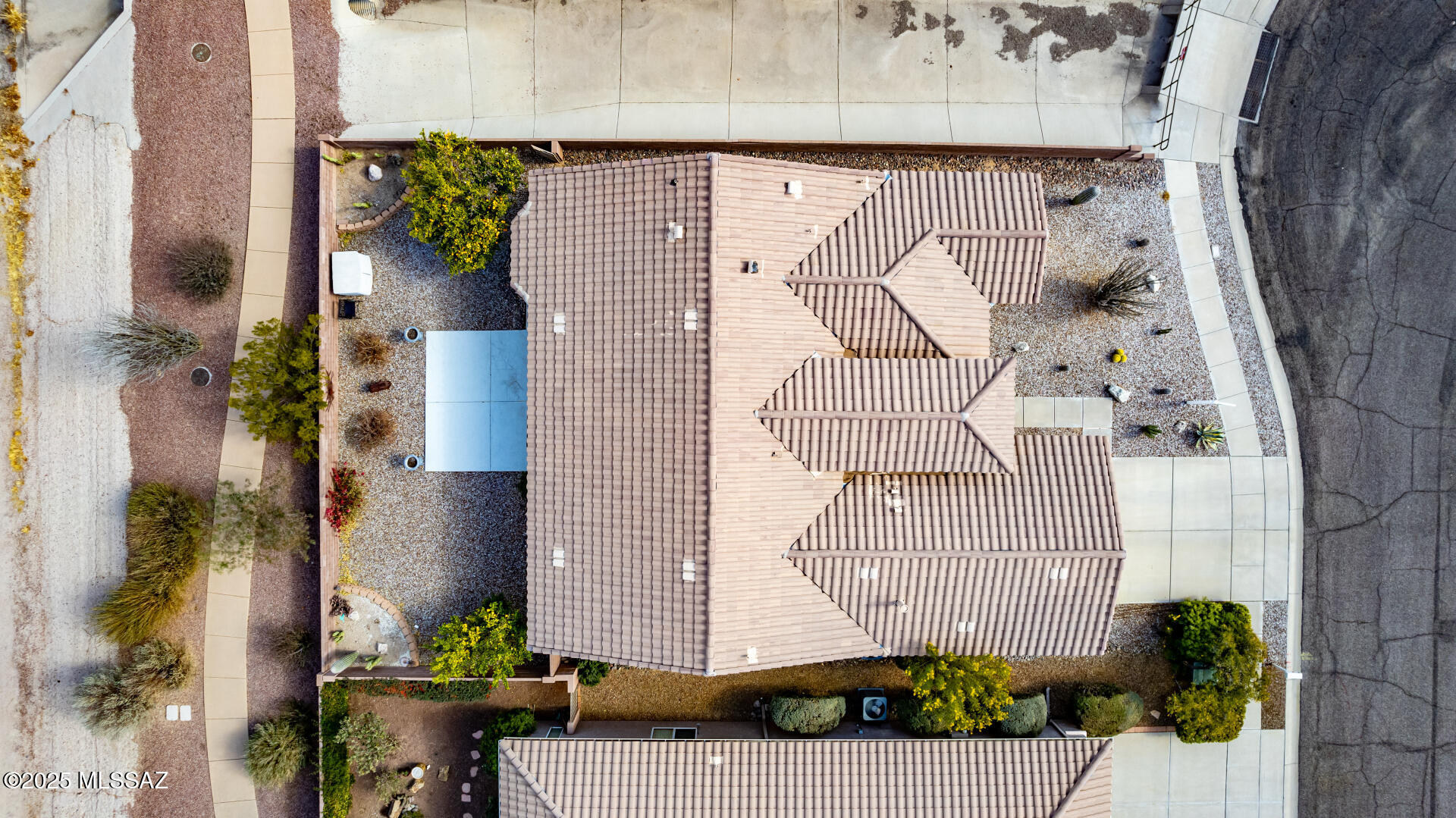 7904 W Wandering Spring Way