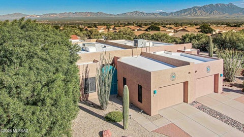 Photo of 172 N Running Spring Drive, Green Valley, AZ 85614 (MLS # 22624637)