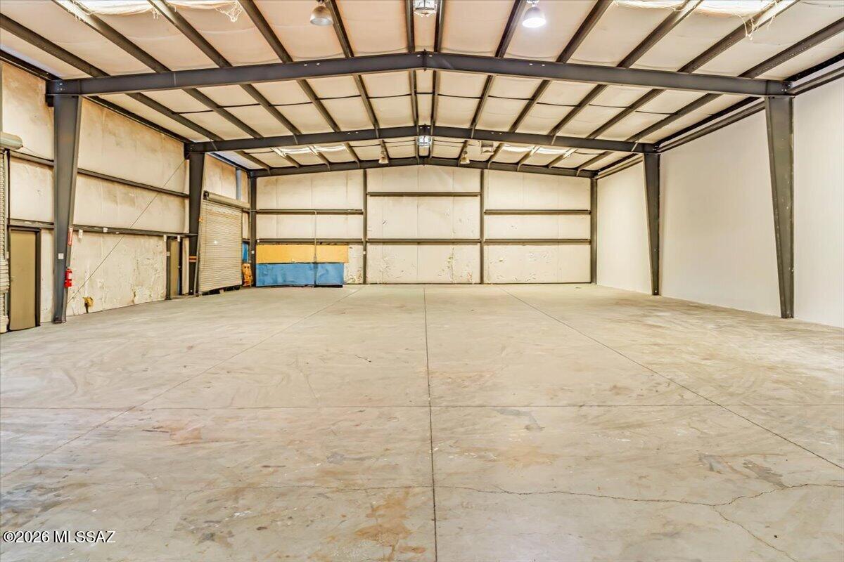 580 W Ventura Street