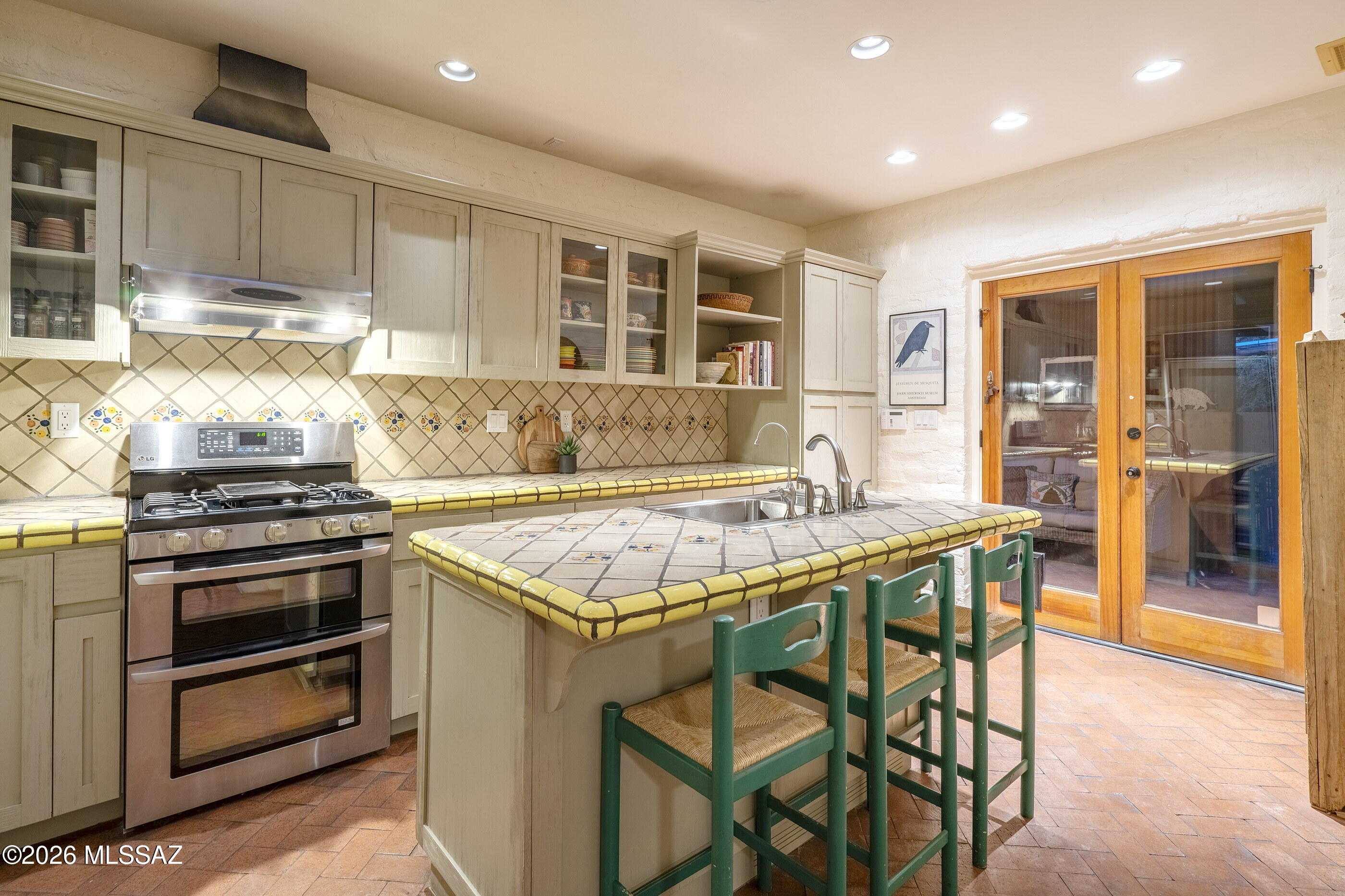 Fort Lowell Place (1-12) - Residential