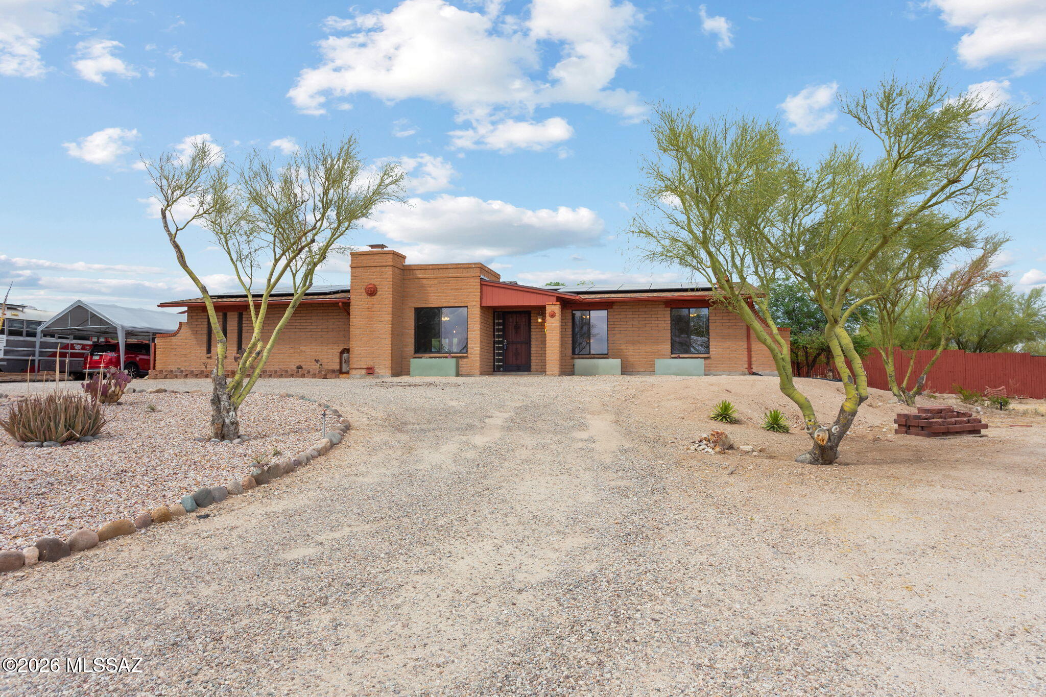 Rancho Del Este (227-272) - Residential