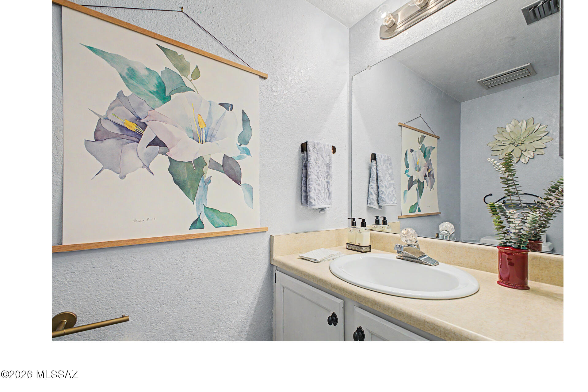 Las Lomitas Townhouses - Residential