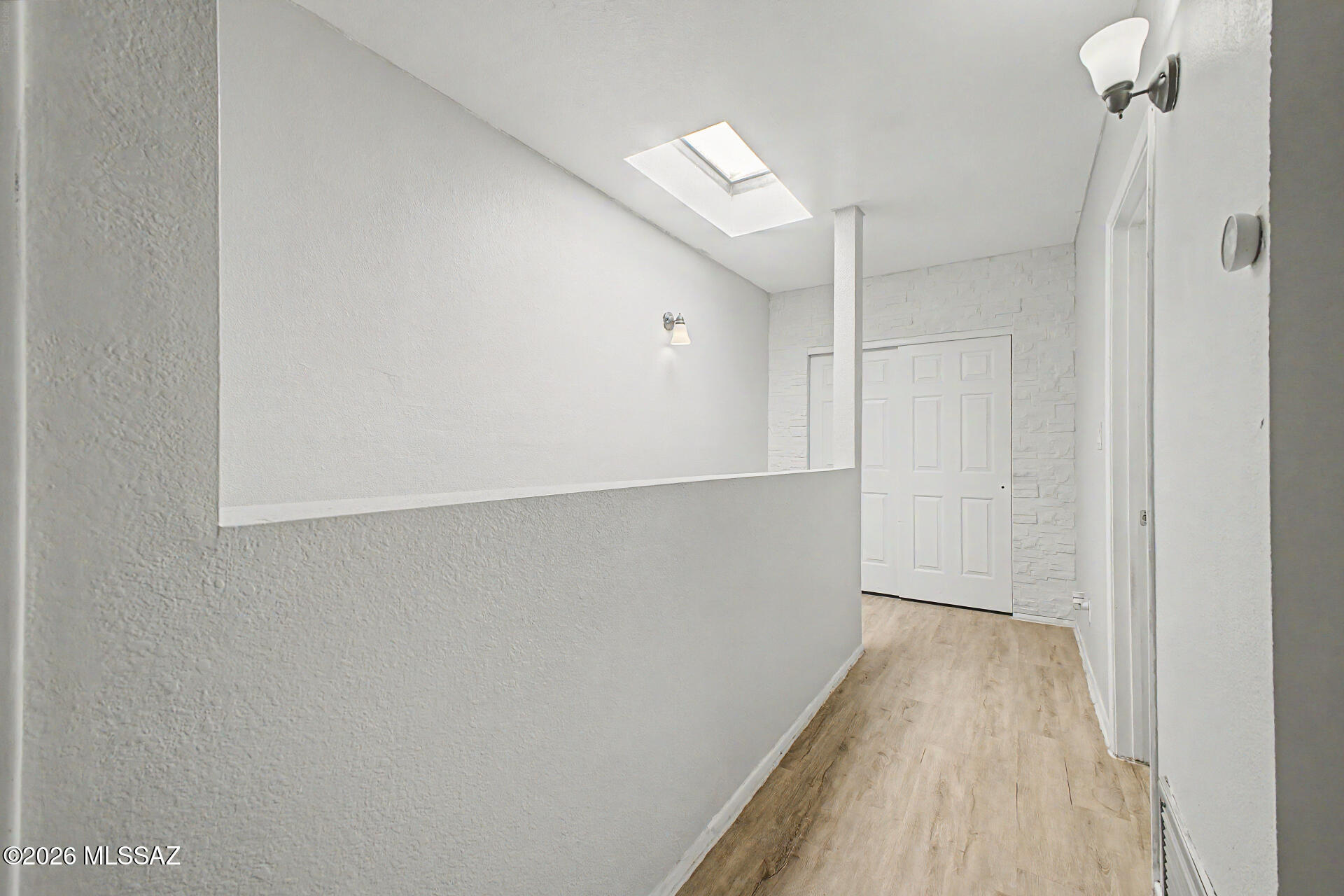 Las Lomitas Townhouses - Residential